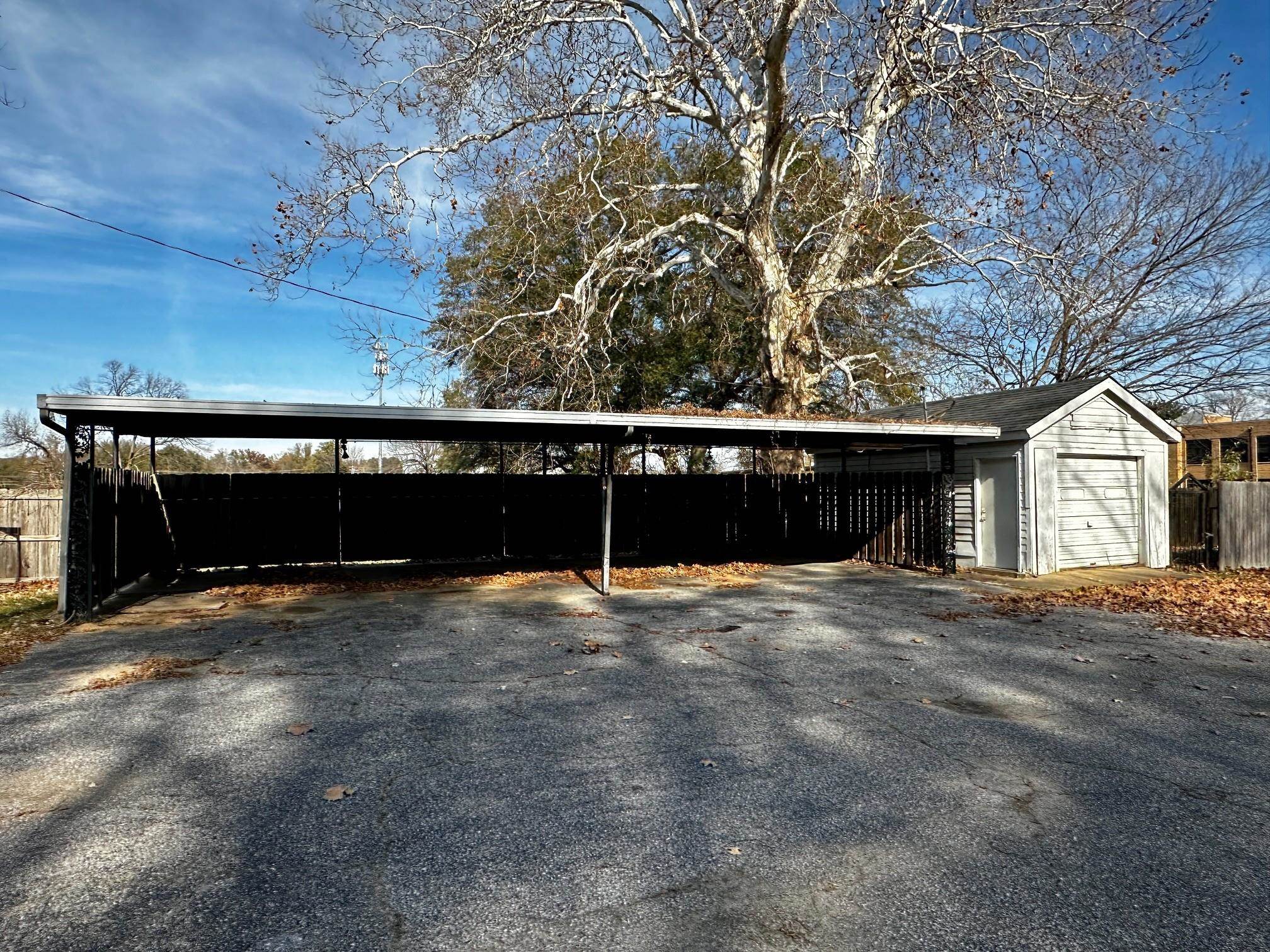 1108 Whitehaven Ln Property Photo 29