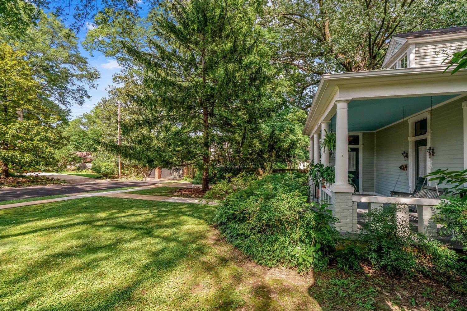 1785 Glenwood Pl Property Photo 30