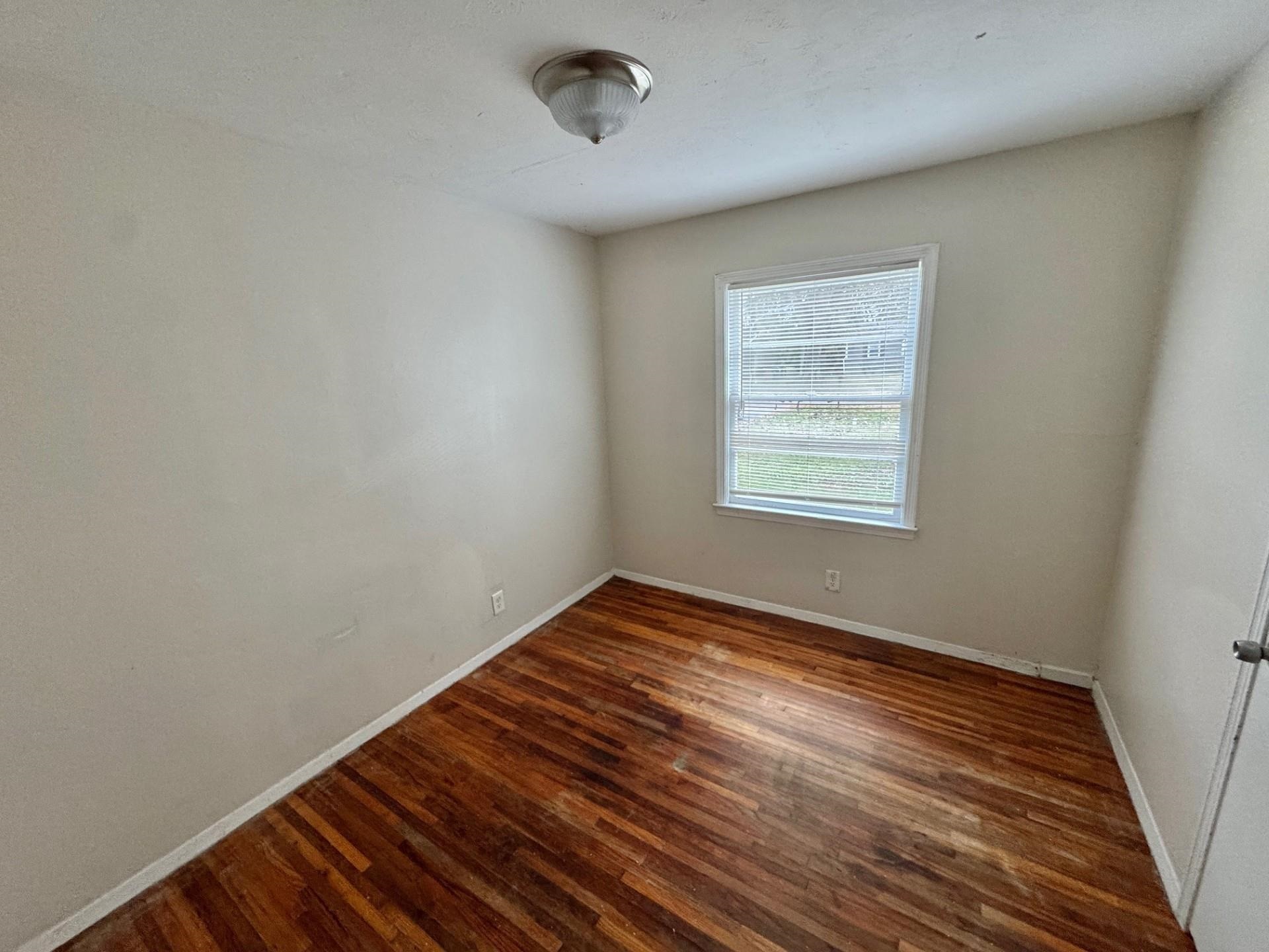 4967 Newton Rd Property Photo 6