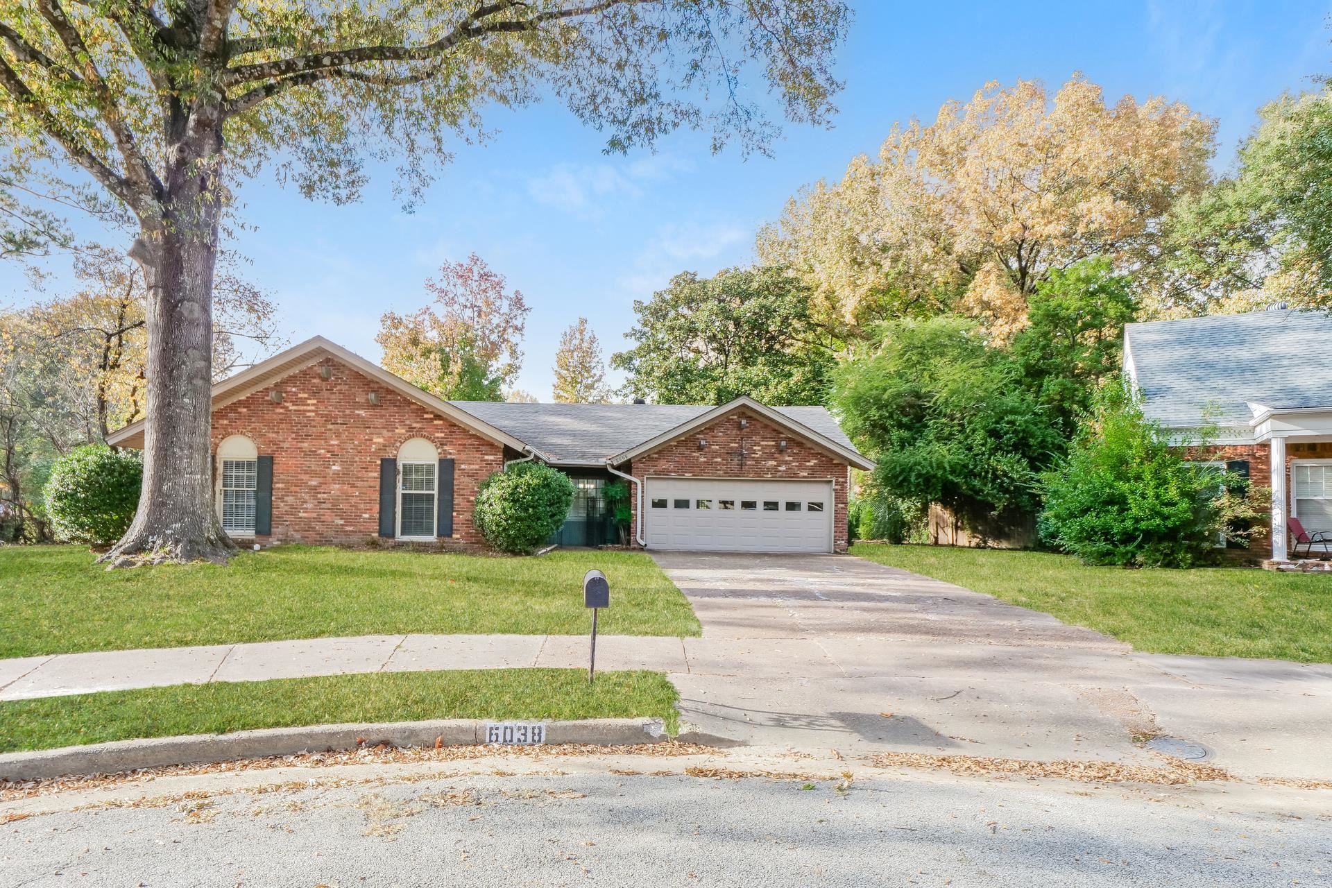 6038 Haddington Dr Property Photo 1