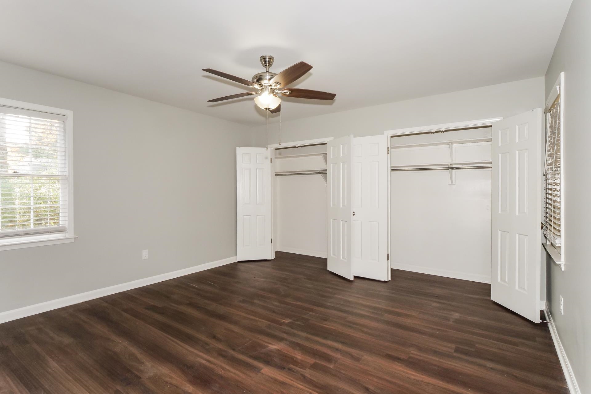 6038 Haddington Dr Property Photo 11