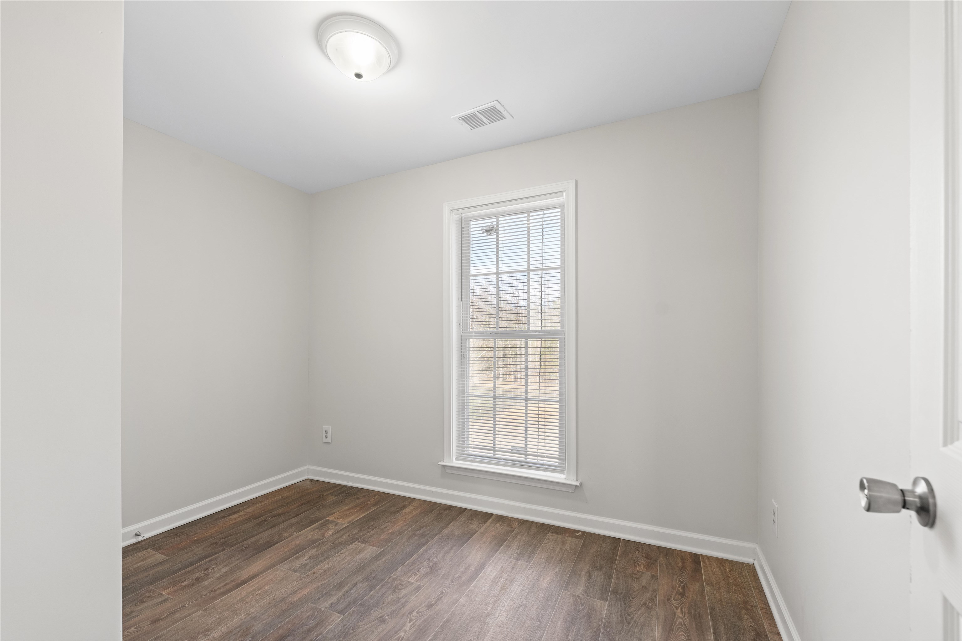 465 Metro Rd Property Photo 12