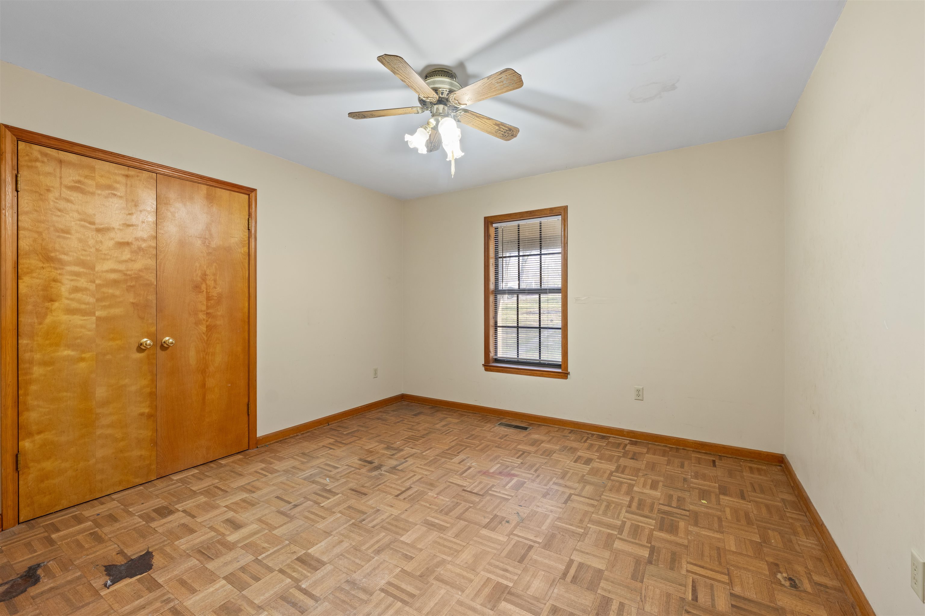 465 Metro Rd Property Photo 14