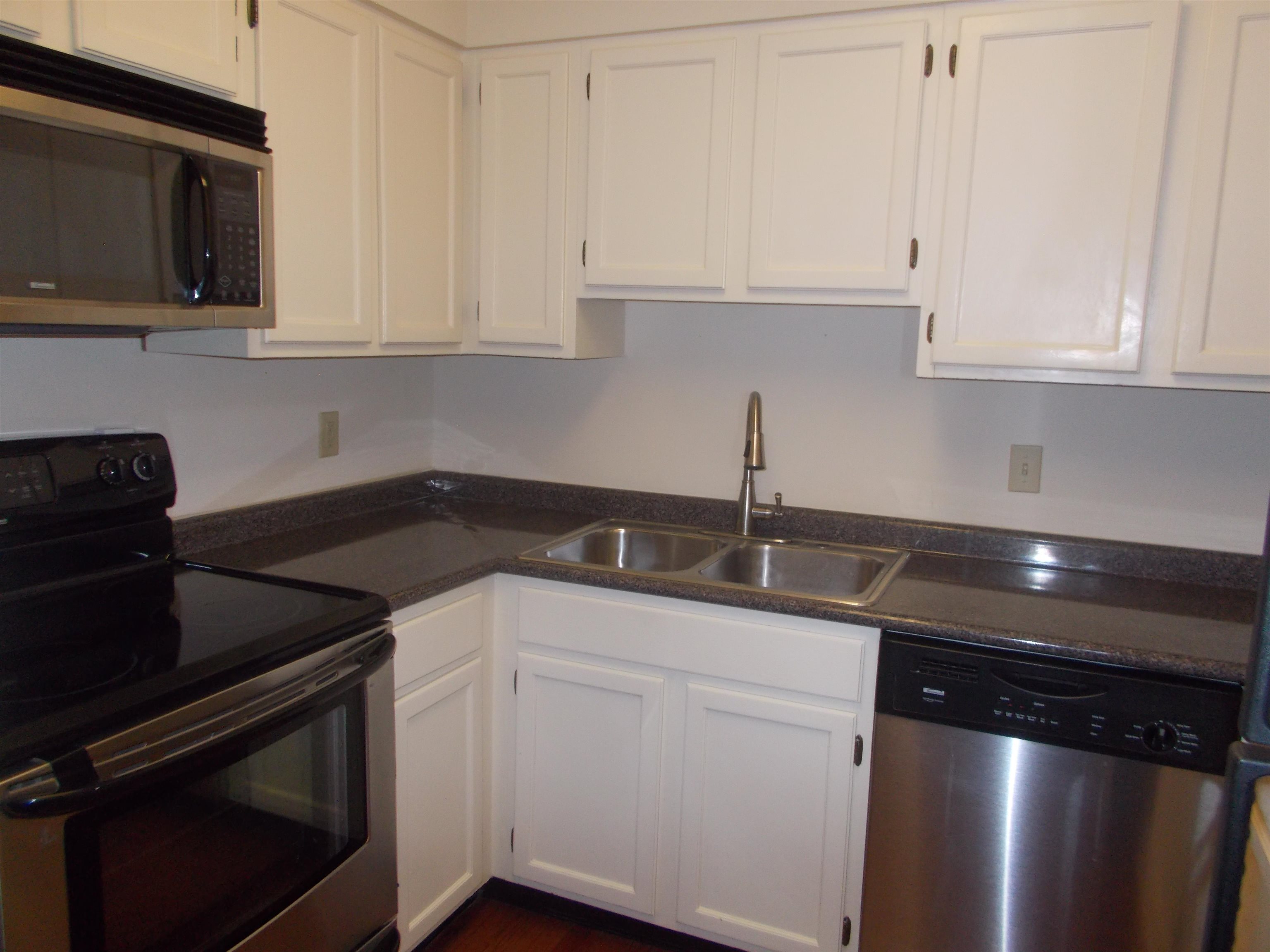 109 N Main St 1207 Property Photo 7