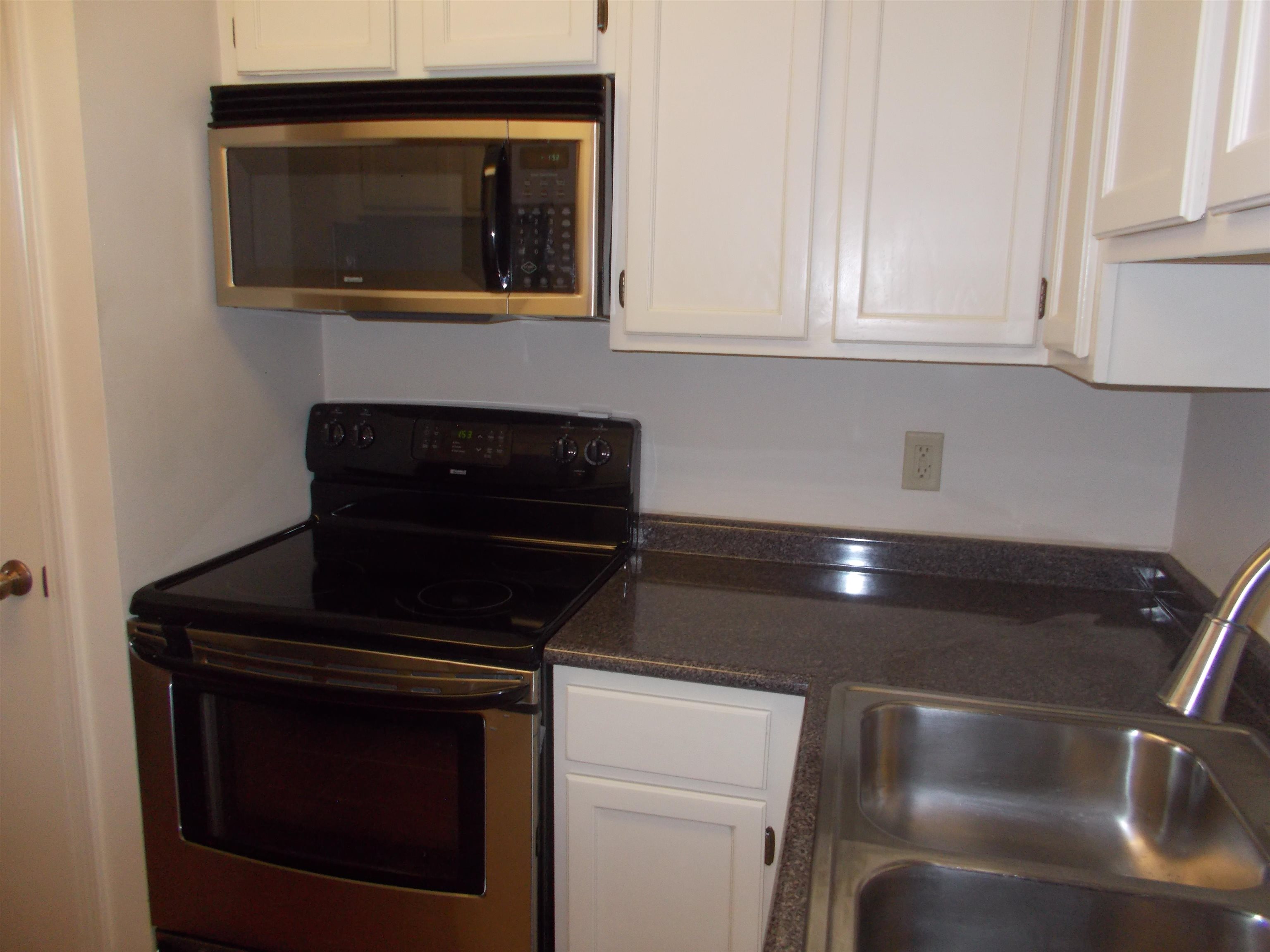 109 N Main St 1207 Property Photo 10