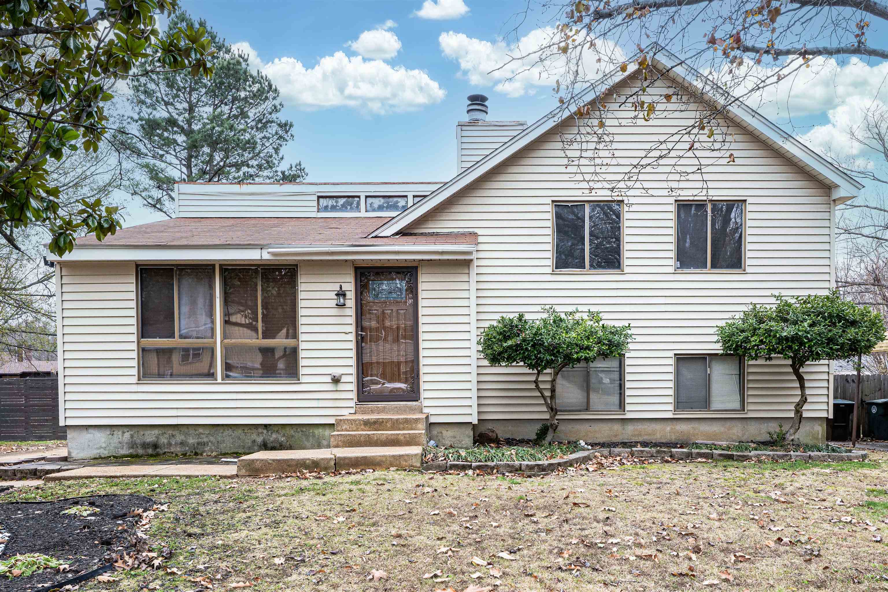4175 CATALPA HILL DR Property Photo 1