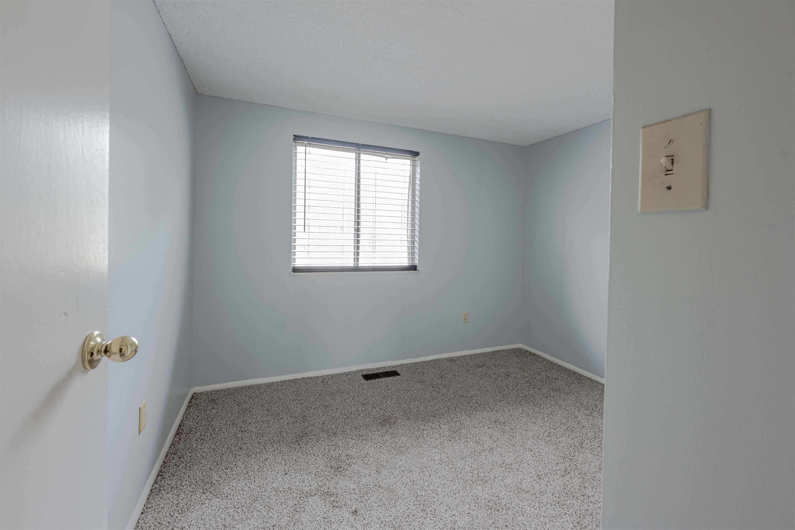 4175 Catalpa Hill Dr Property Photo 26