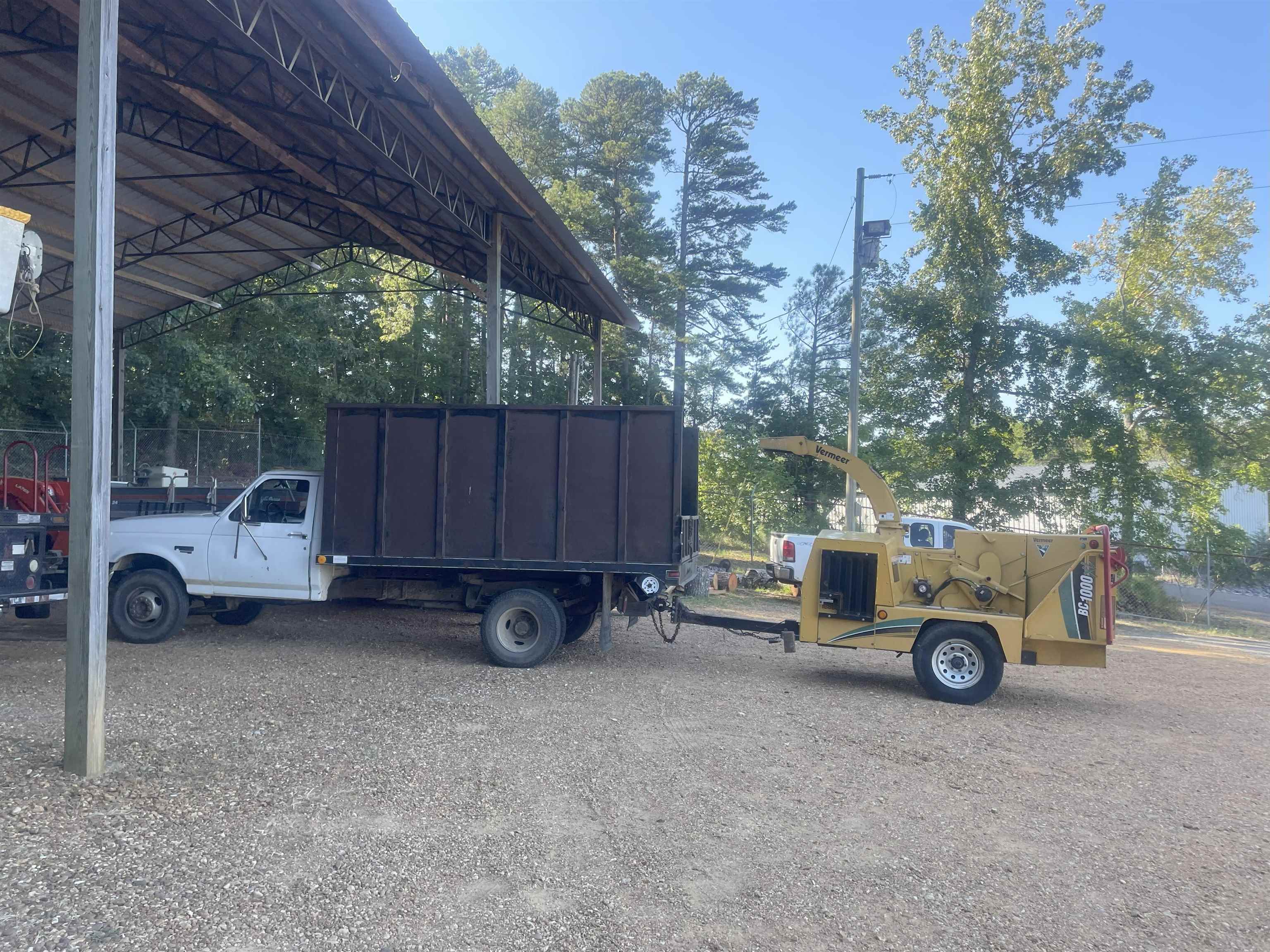 Pickwick Tree Service Rd Property Photo 3