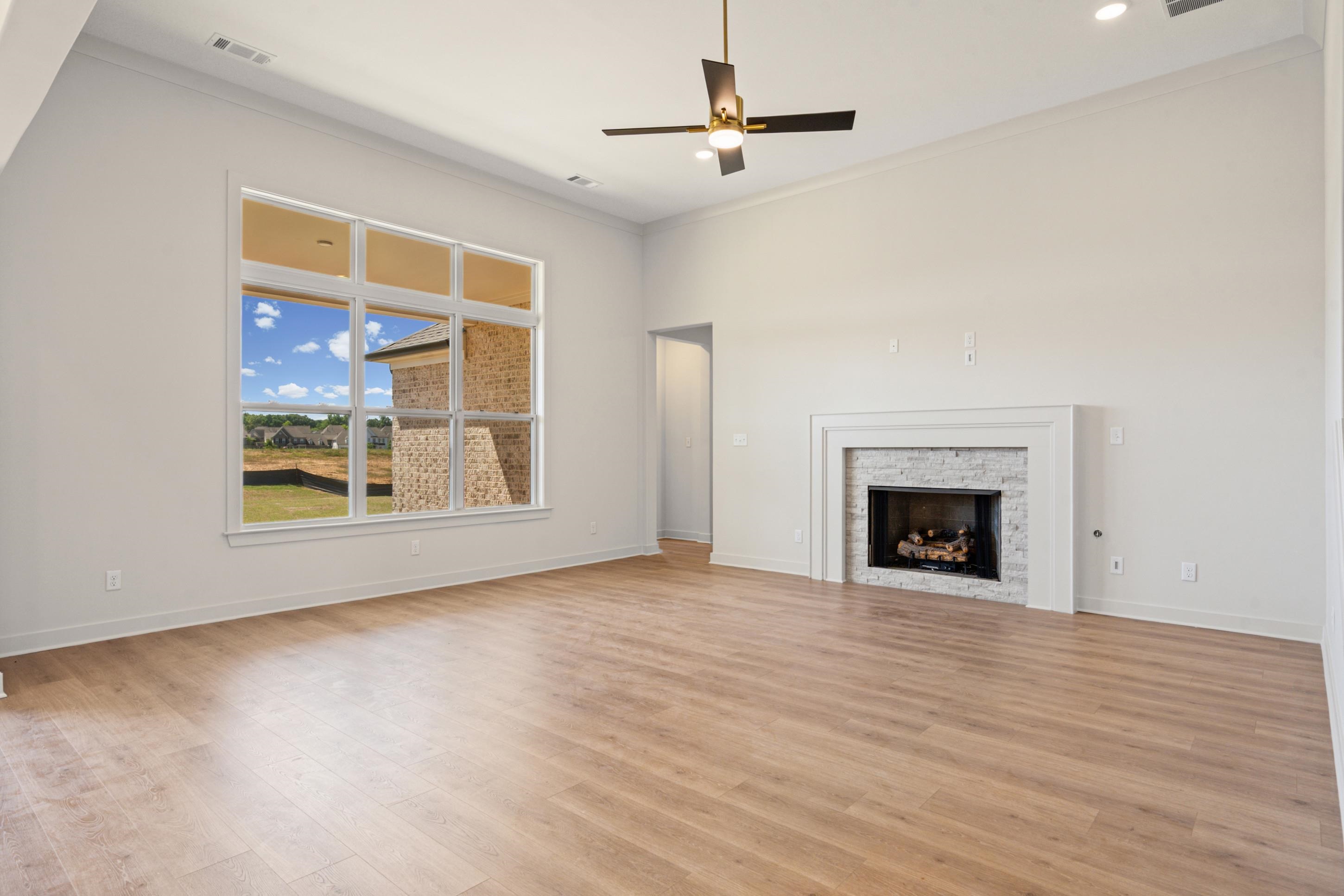 12597 Penrose Dr Property Photo 6
