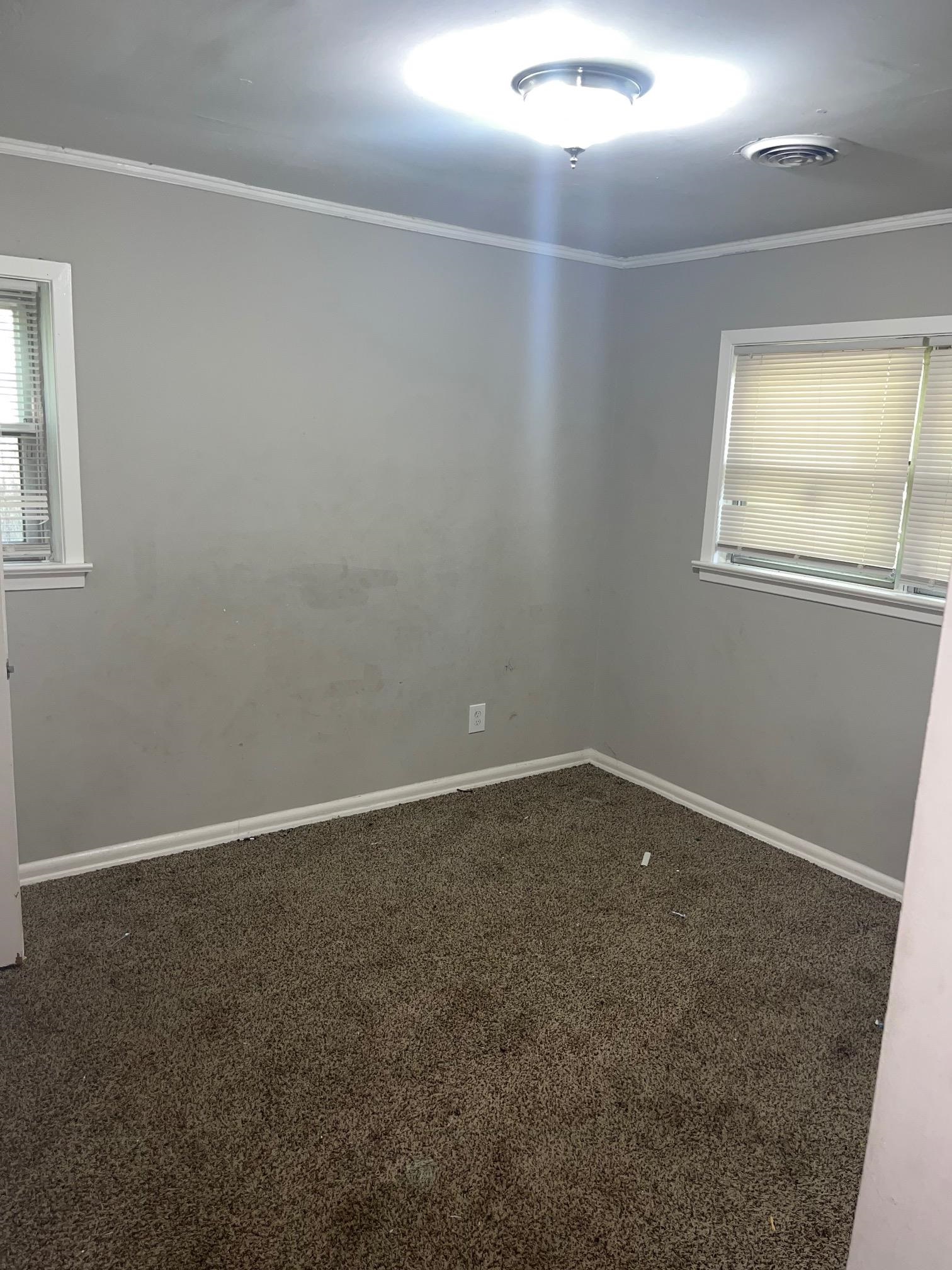 1304 Carol Dr Property Photo 6