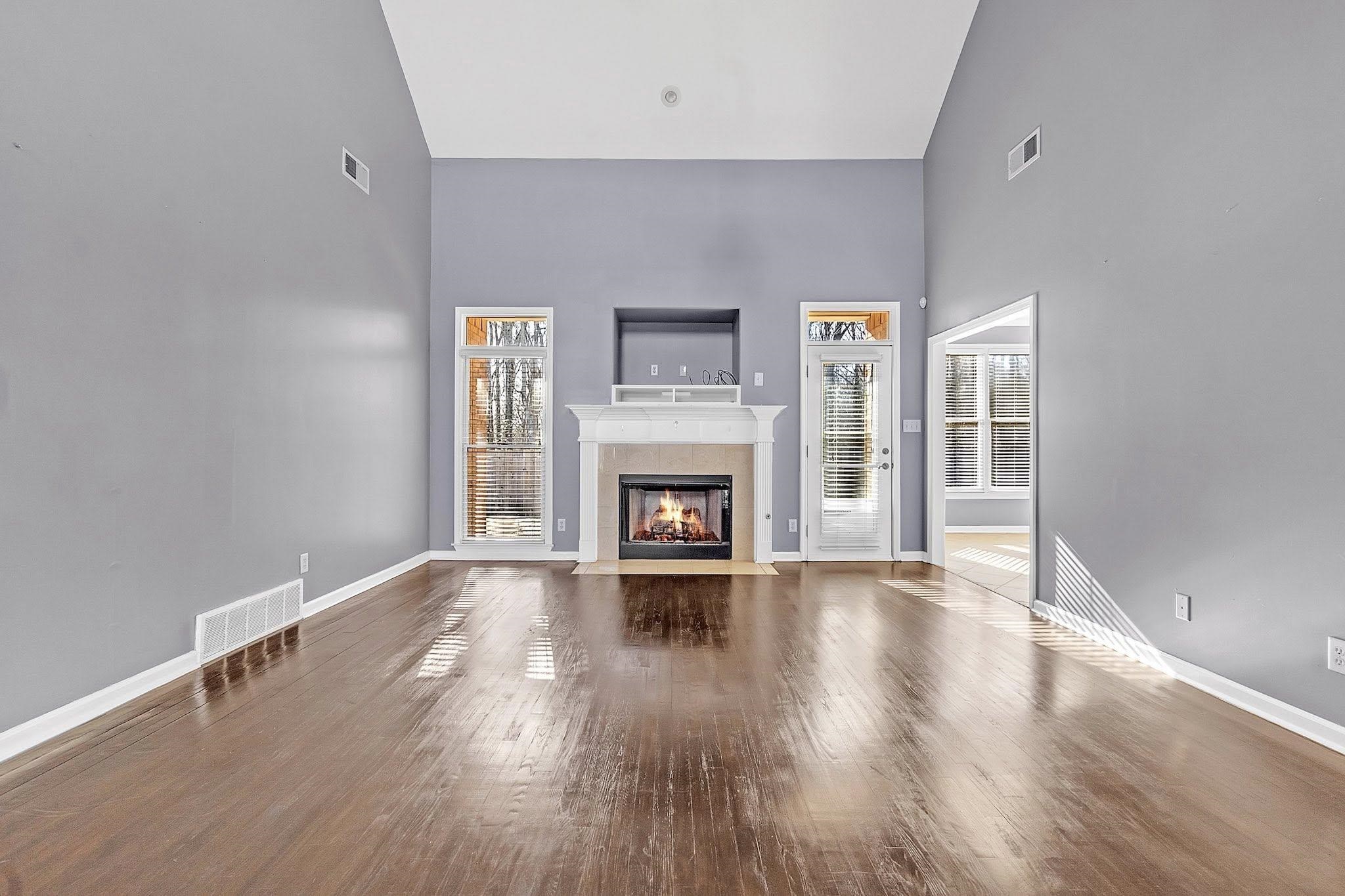 6587 Carolot Ln Property Photo 3