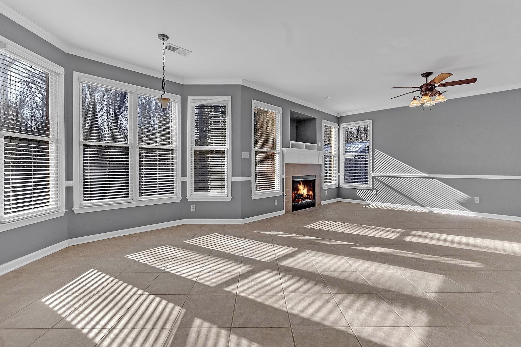 6587 Carolot Ln Property Photo 8