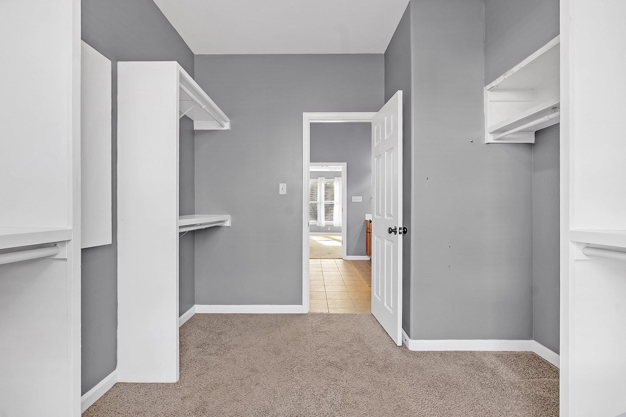 6587 Carolot Ln Property Photo 10