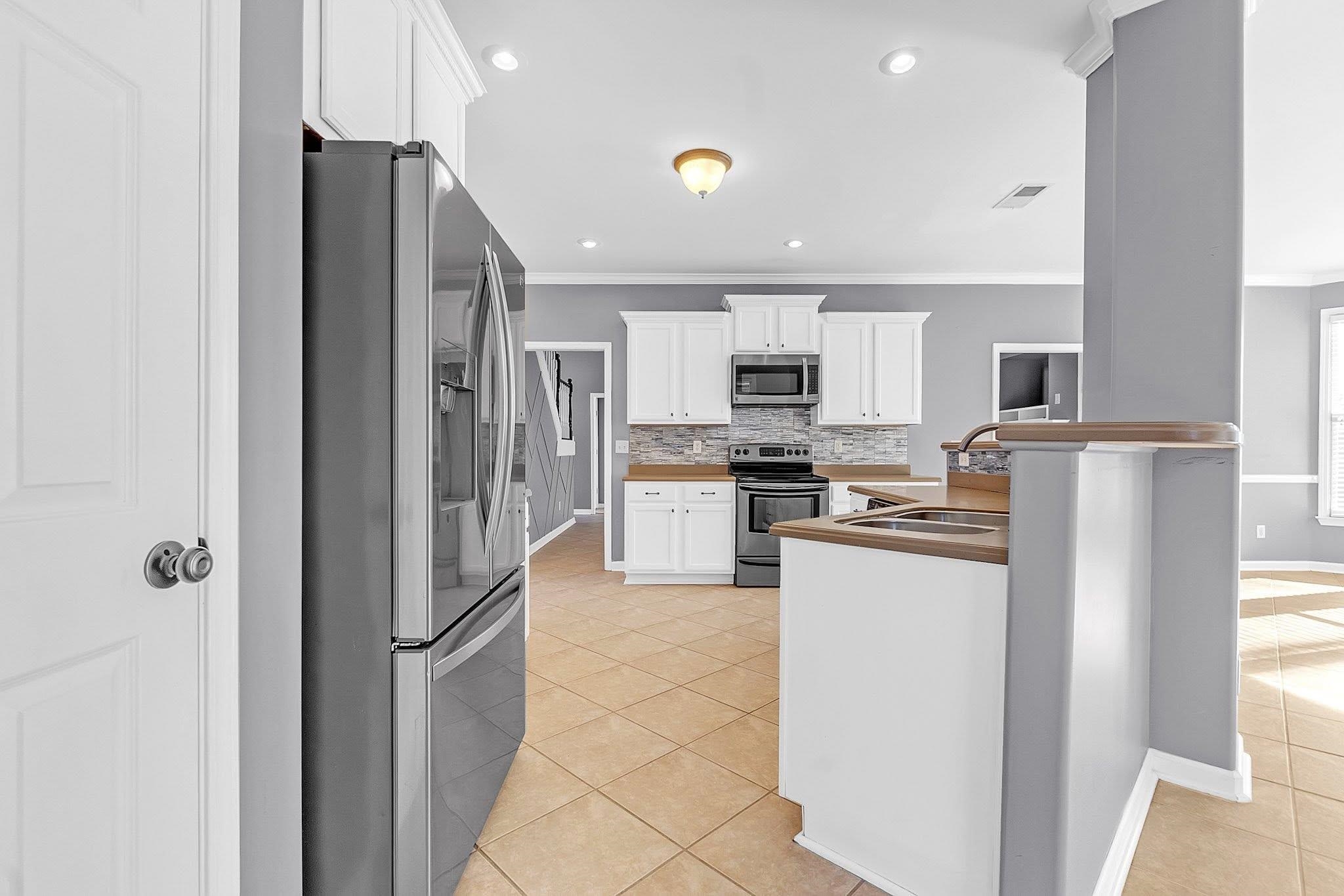 6587 Carolot Ln Property Photo 12