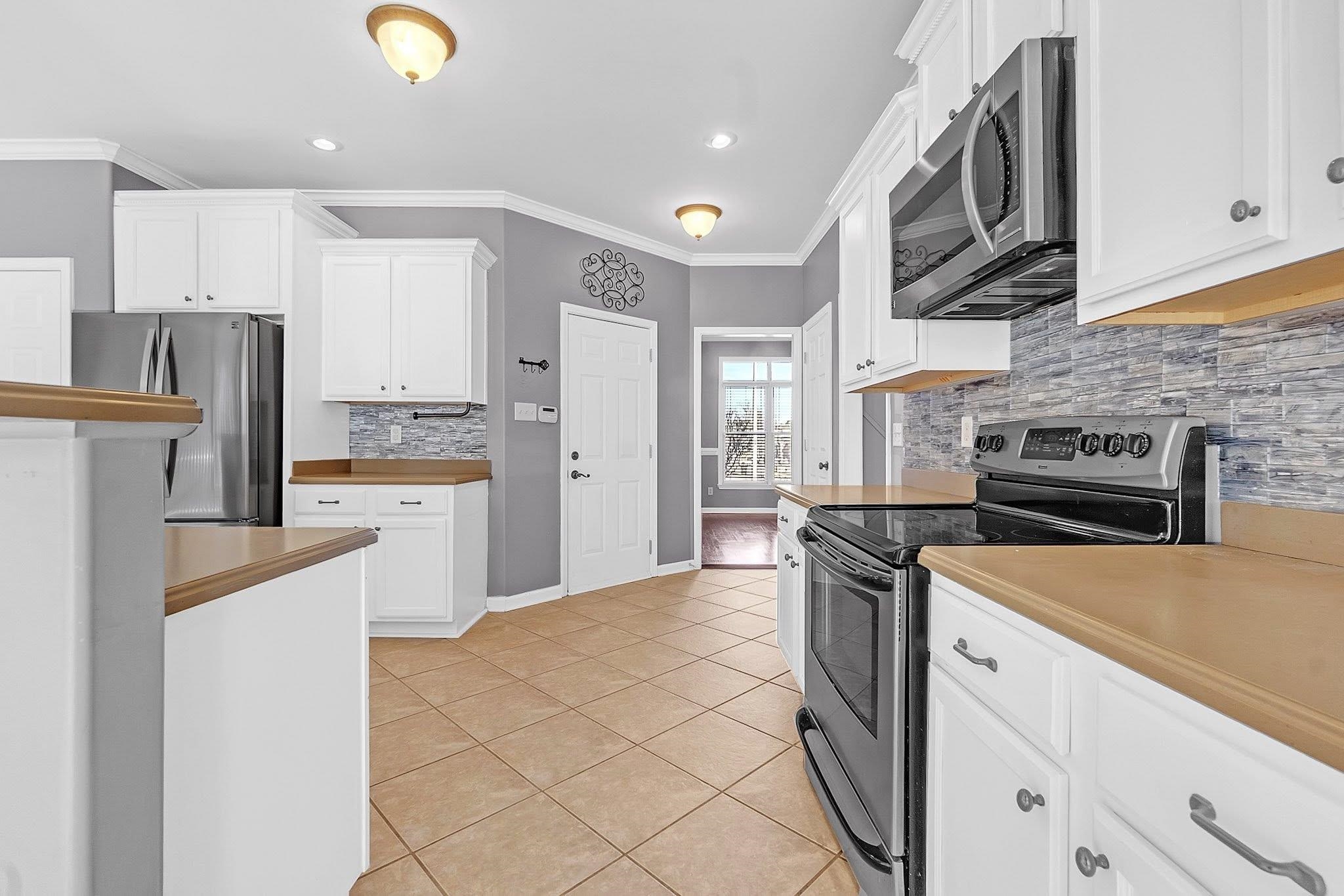 6587 Carolot Ln Property Photo 13