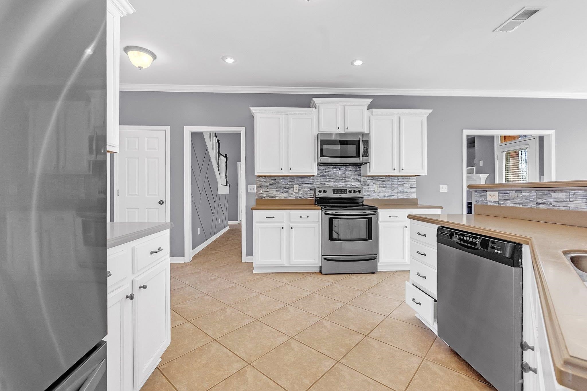 6587 Carolot Ln Property Photo 14