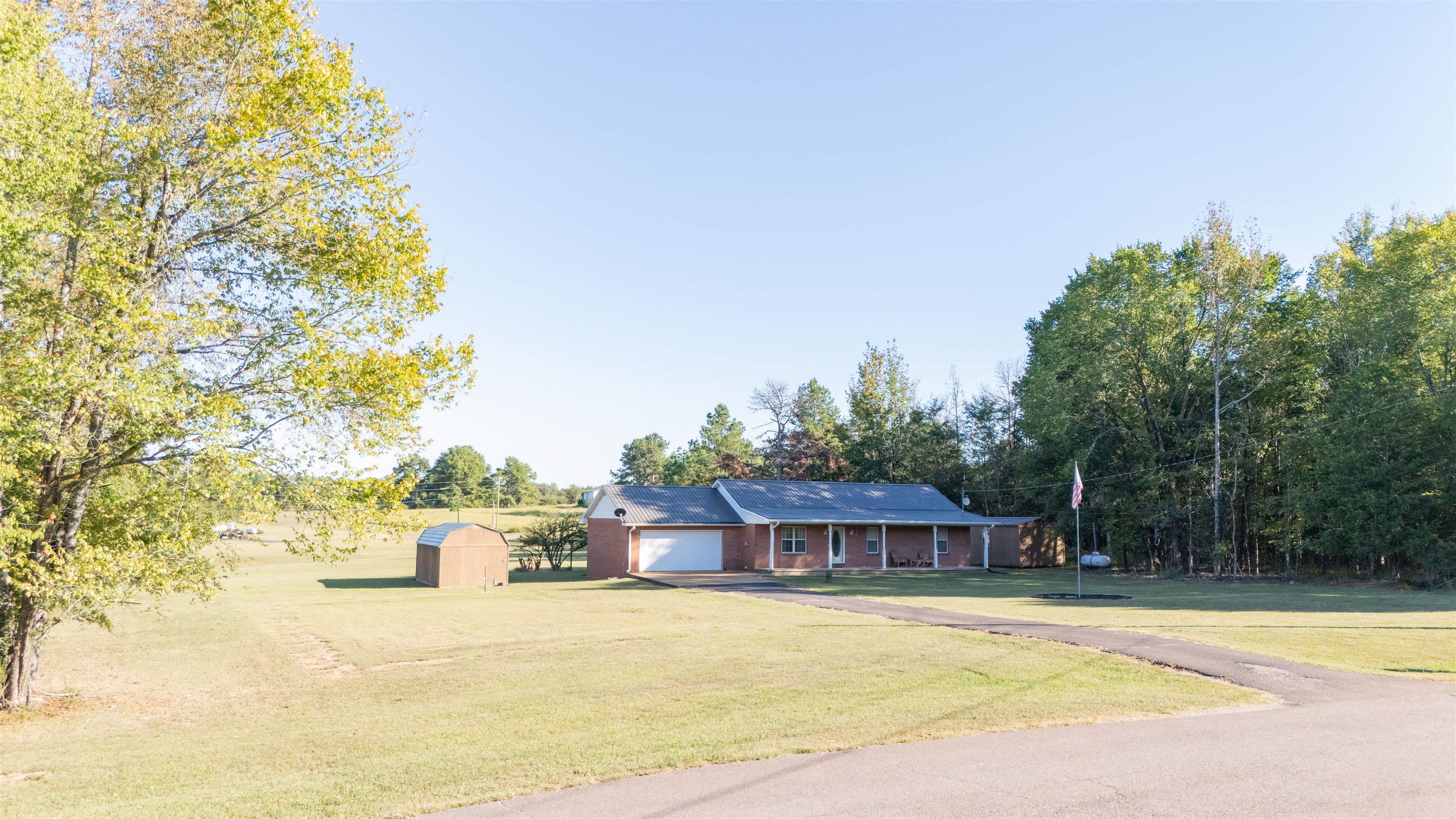 120 WELCOME USSERY DR Property Photo 1