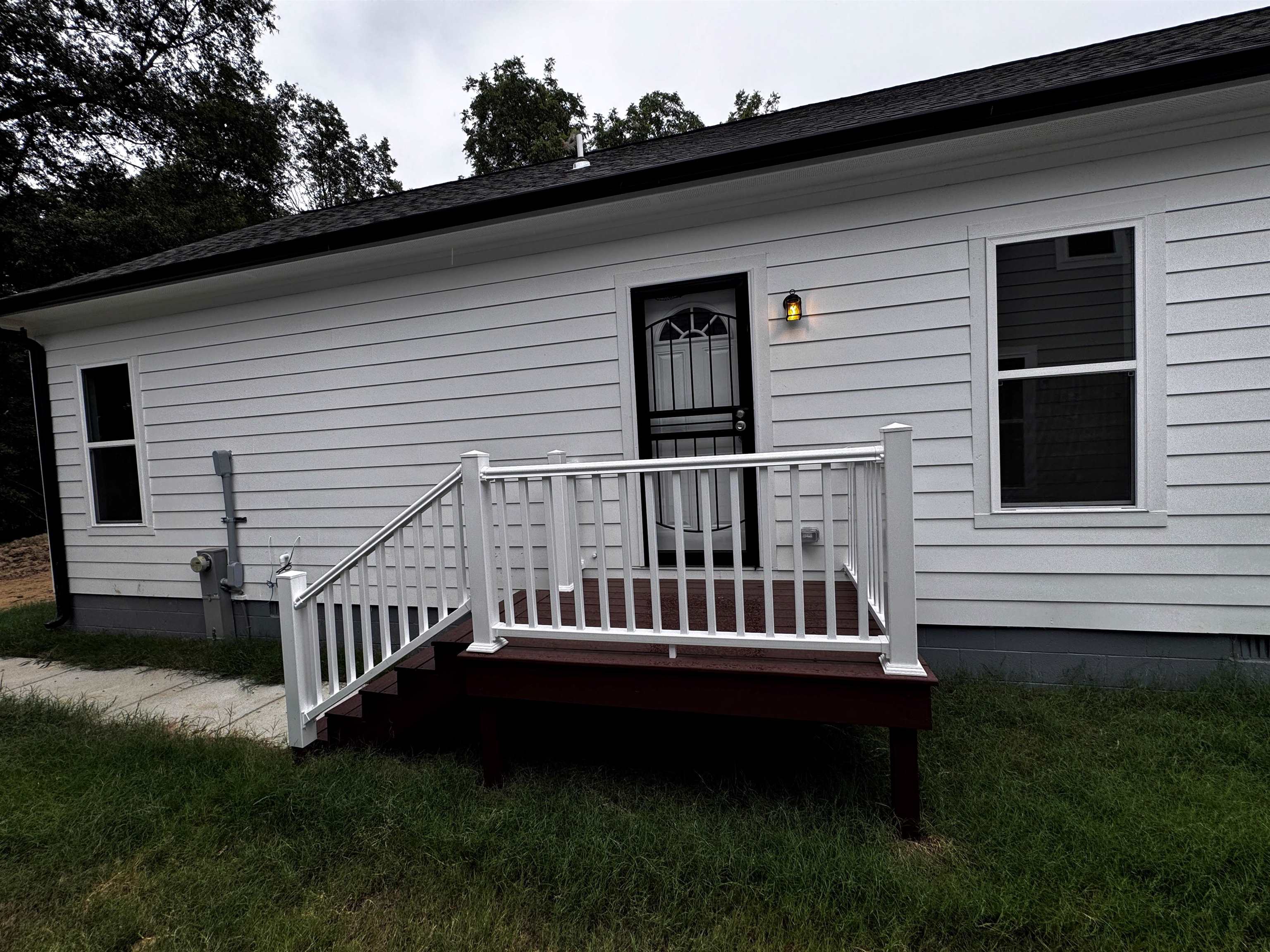 828 Semmes St Property Photo 16