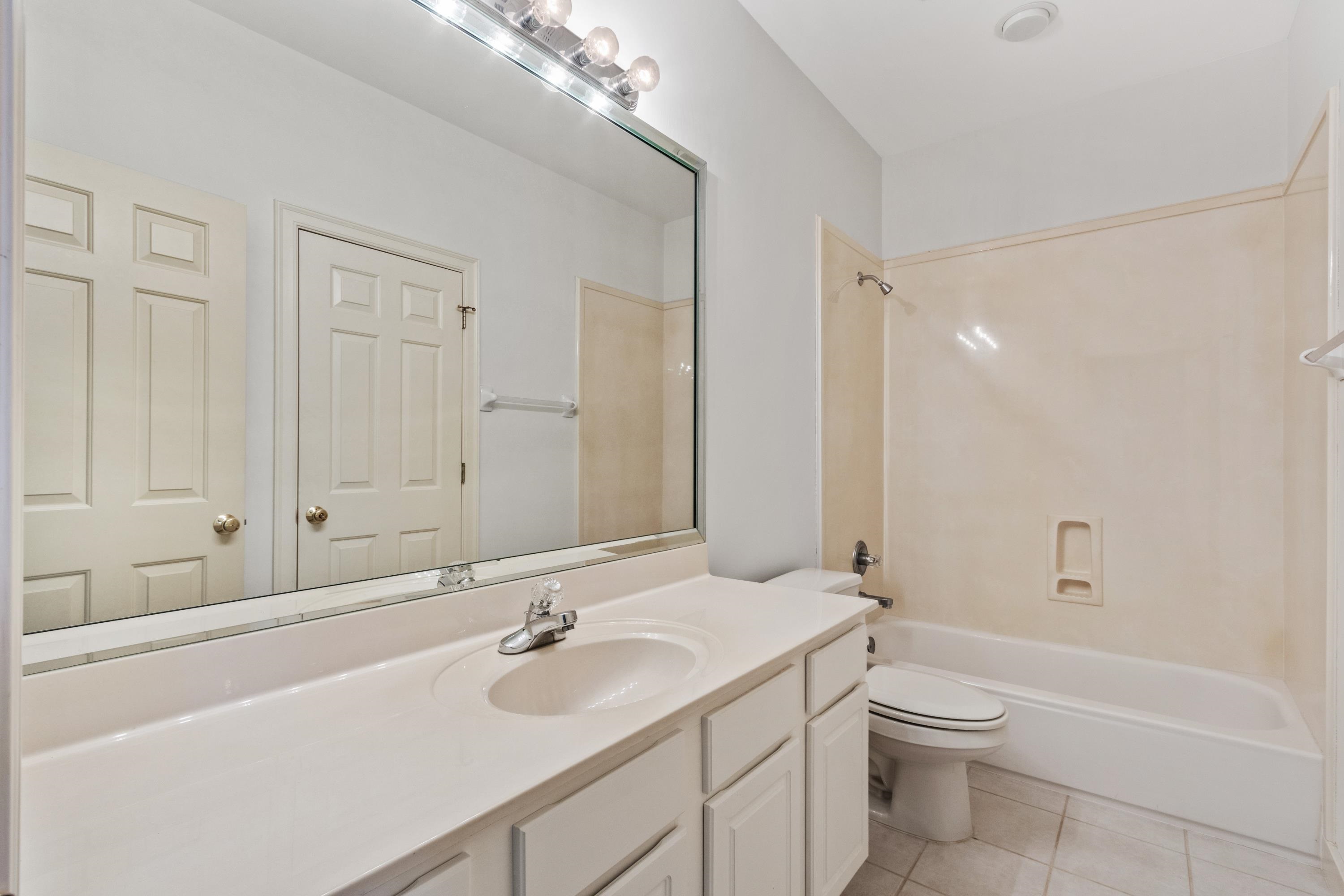 7999 Willow Brook Rd Property Photo 16