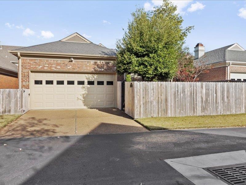 7999 Willow Brook Rd Property Photo 20