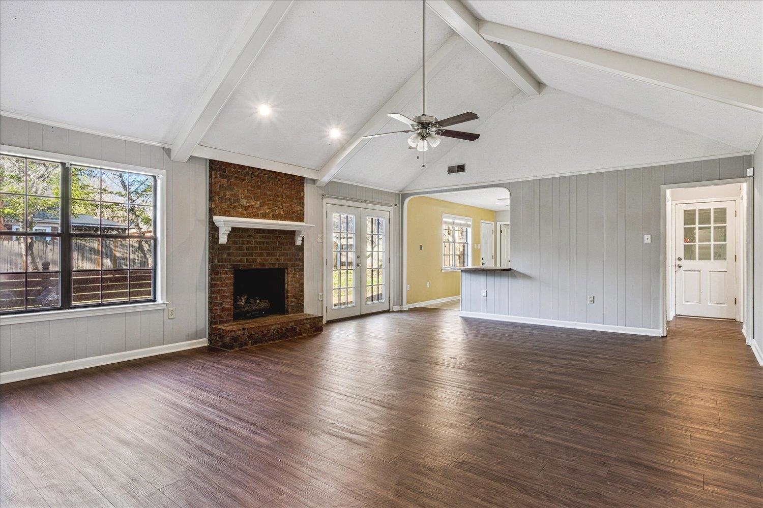 8518 Chimneyrock Blvd Property Photo 10