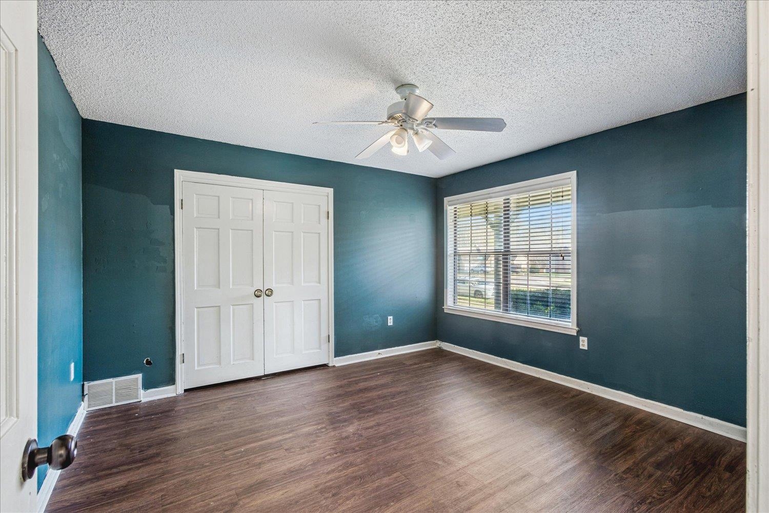 8518 Chimneyrock Blvd Property Photo 18