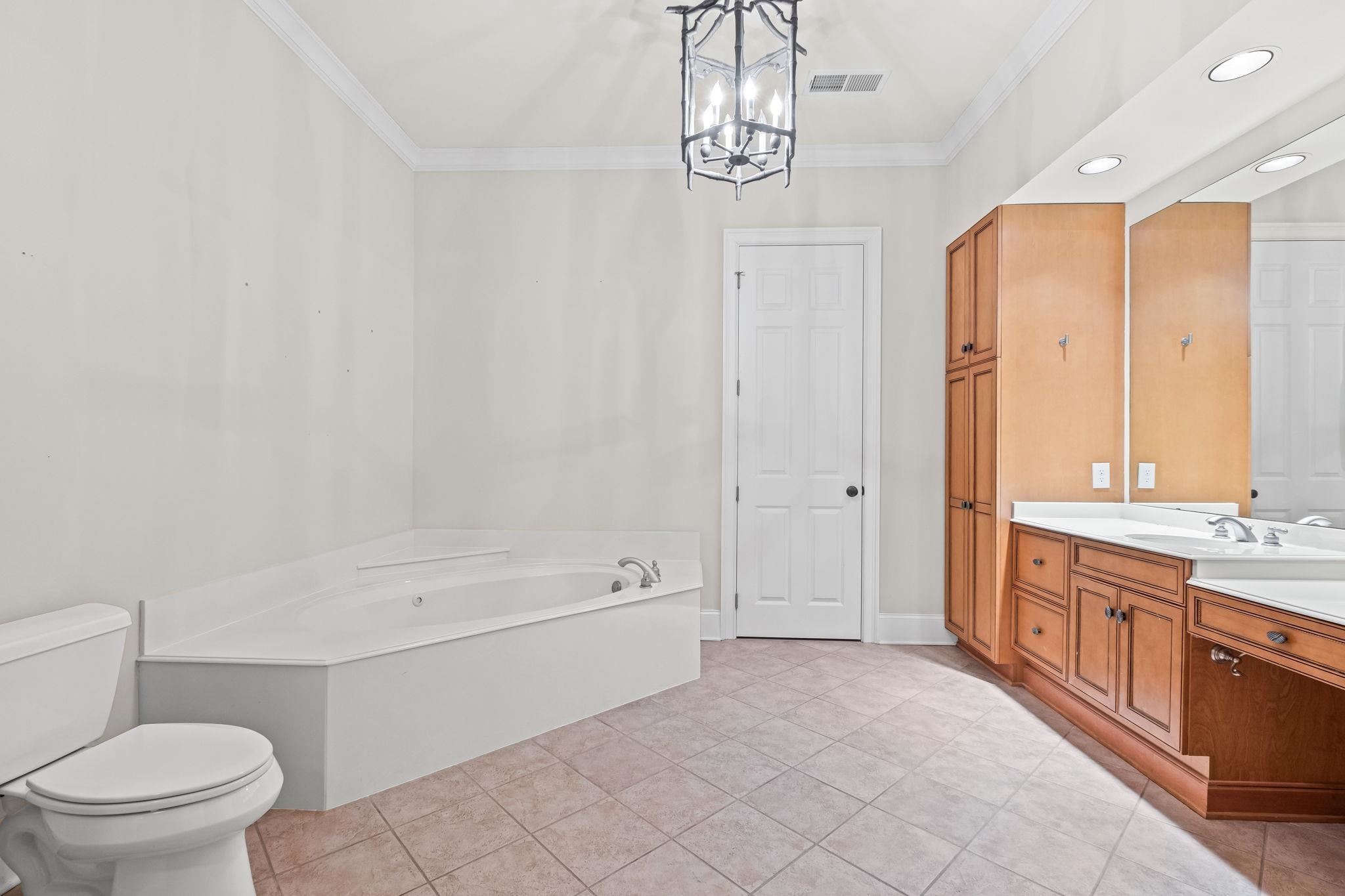 182 S Brenrich Cv Property Photo 17