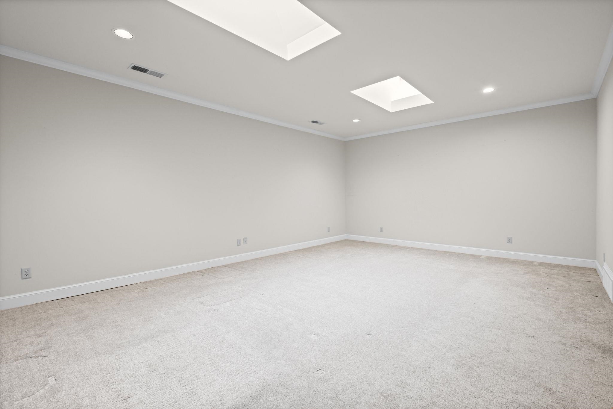 182 S Brenrich Cv Property Photo 19