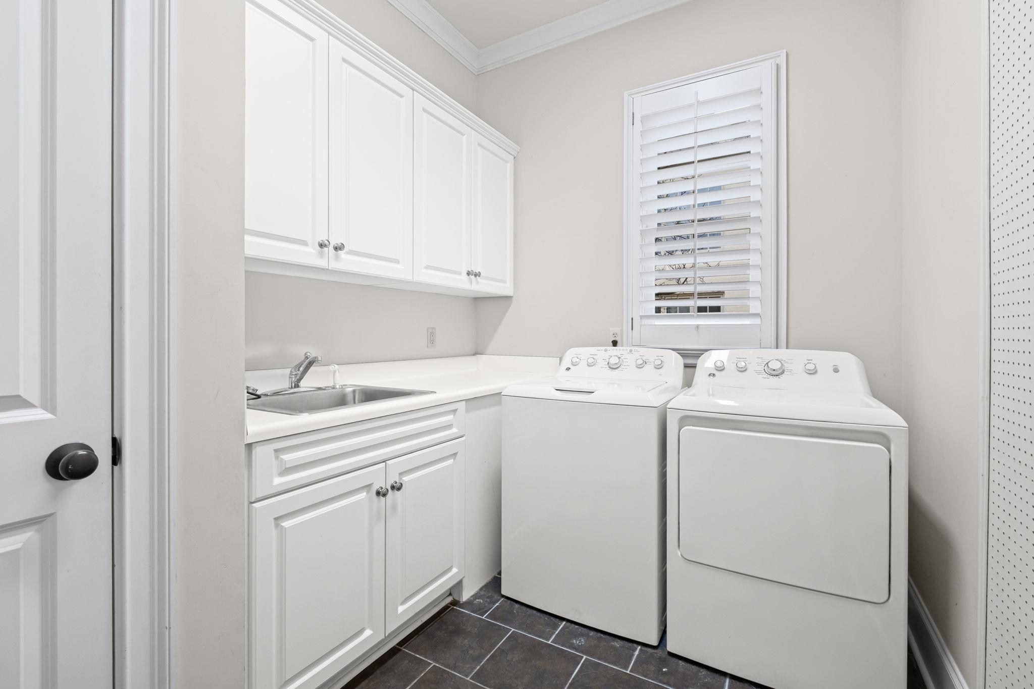 182 S Brenrich Cv Property Photo 23
