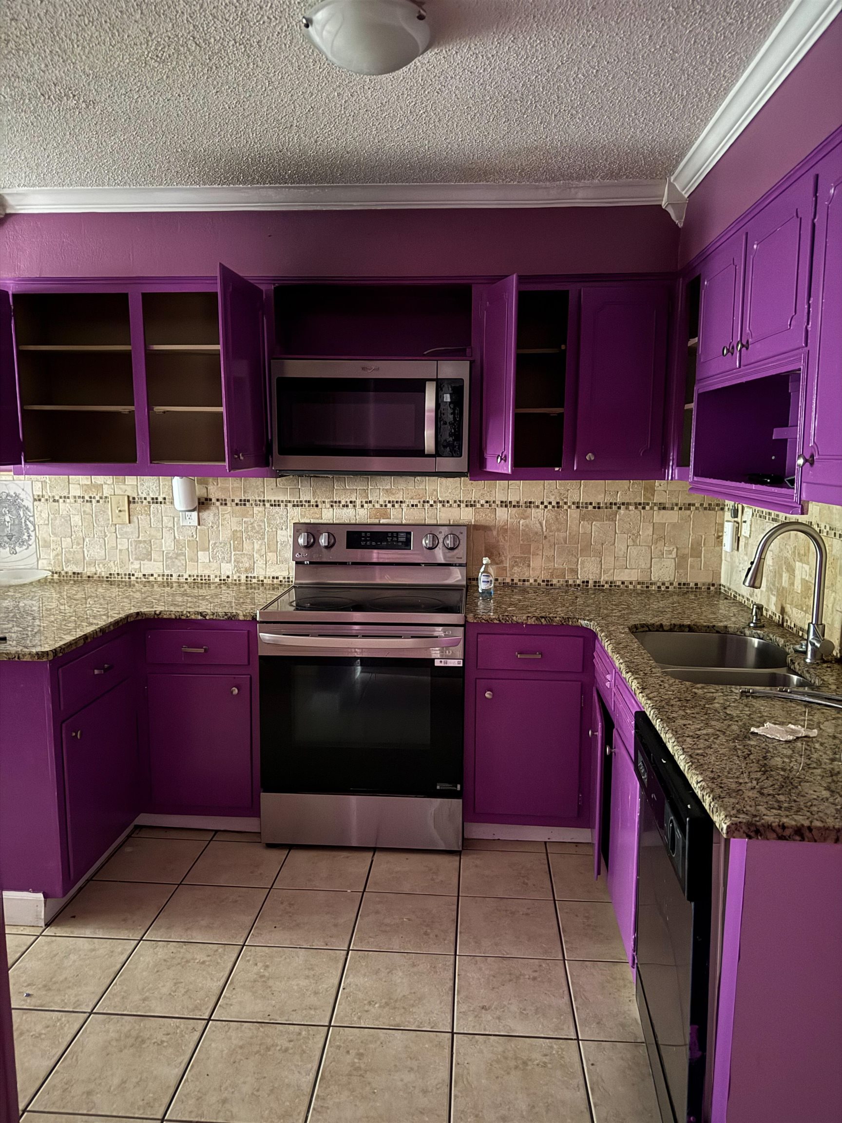 443 N Highland St 2 Property Photo 5