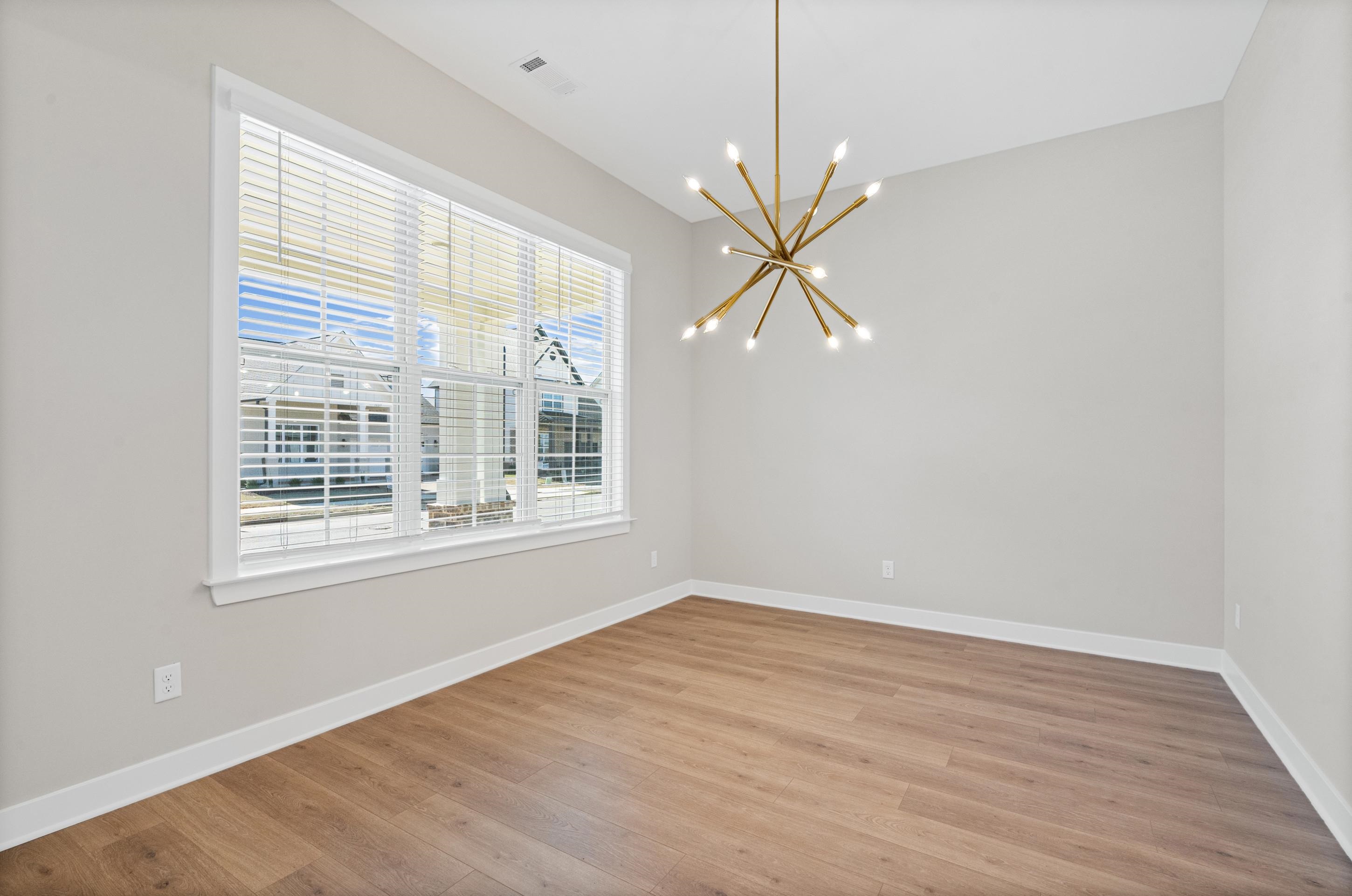 10224 Louanne Dr Property Photo 10