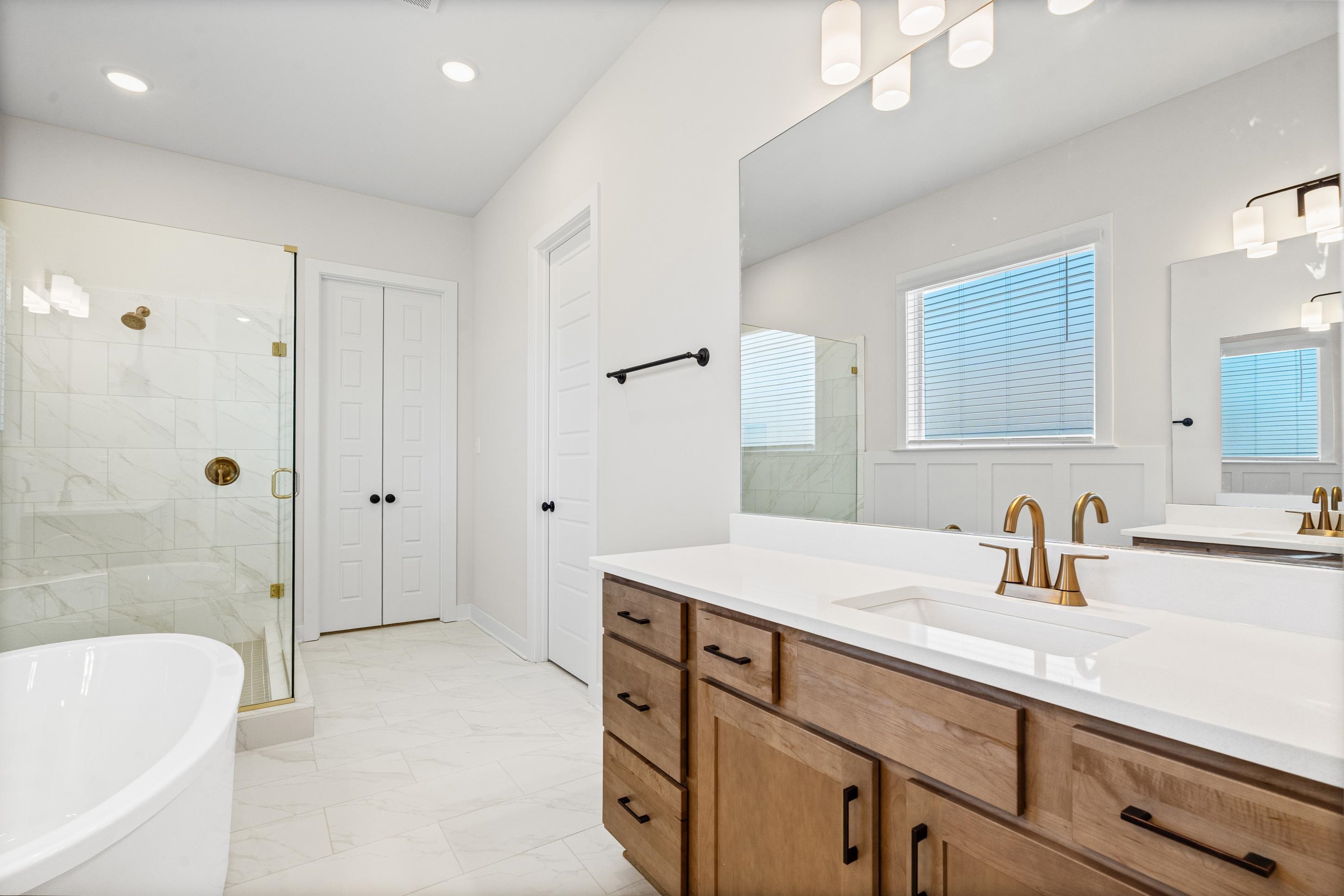 10224 Louanne Dr Property Photo 14