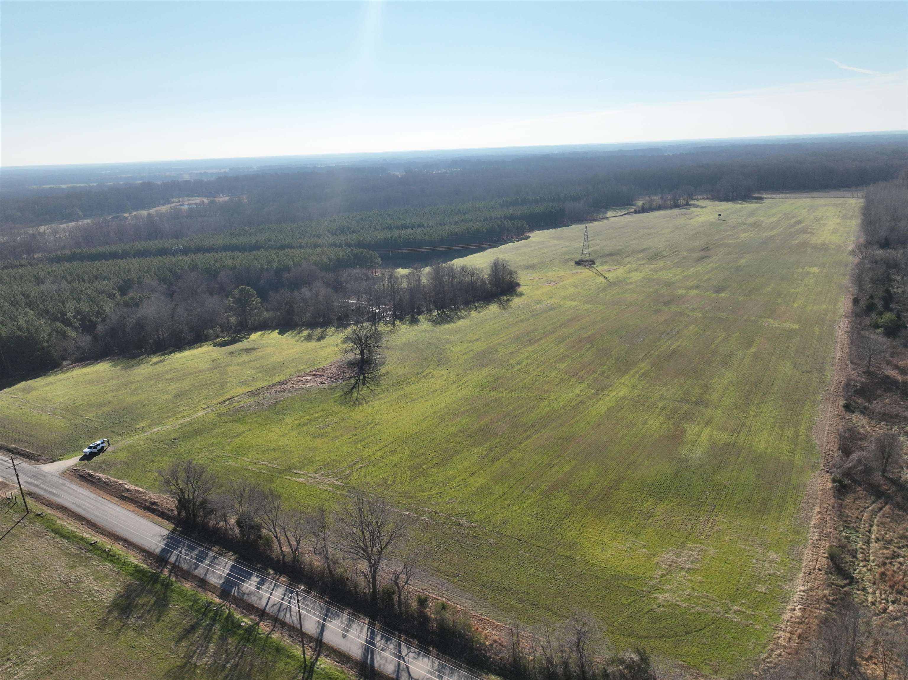 2260 Hall Rd Property Photo 2