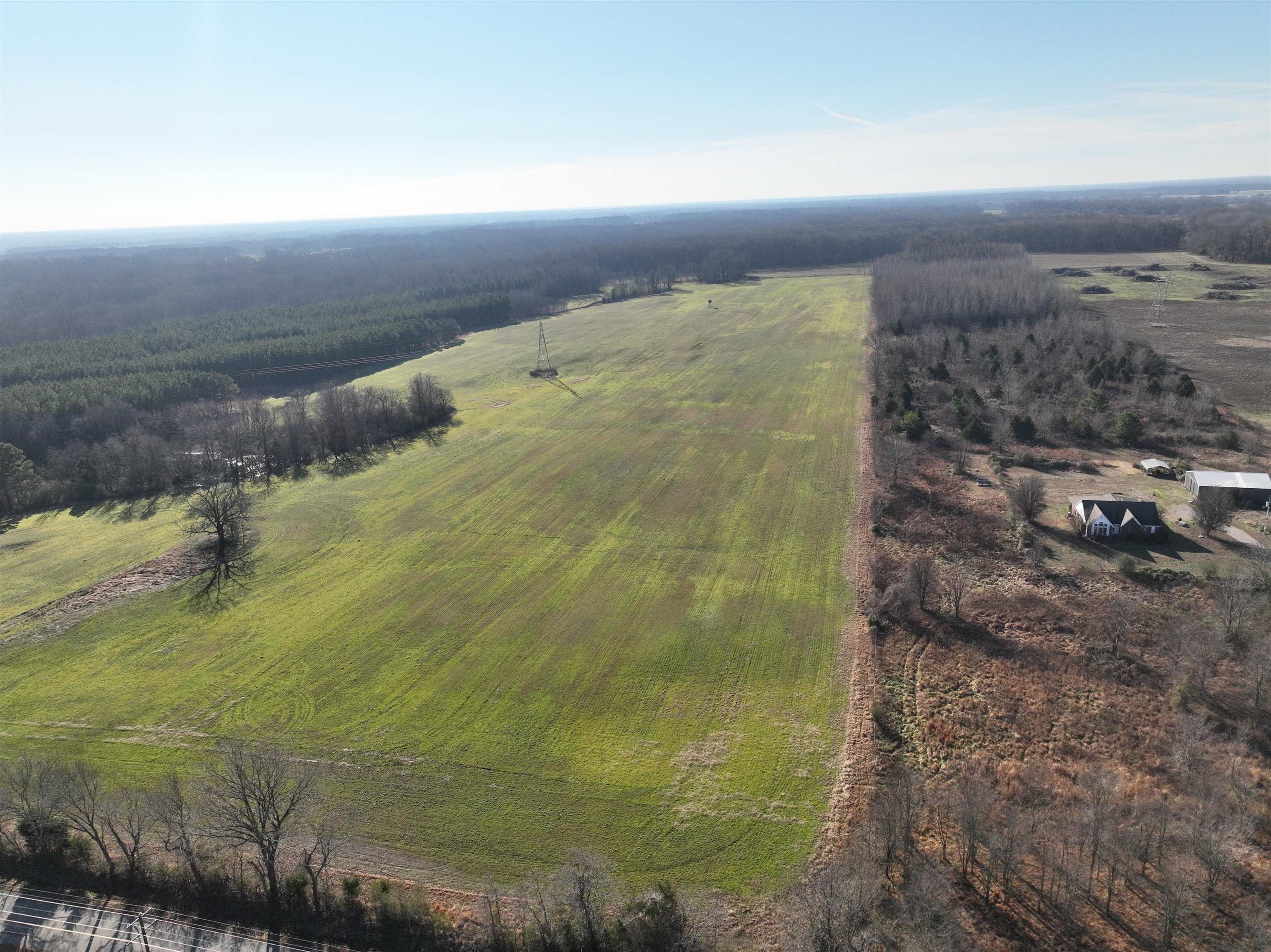 2260 Hall Rd Property Photo 9