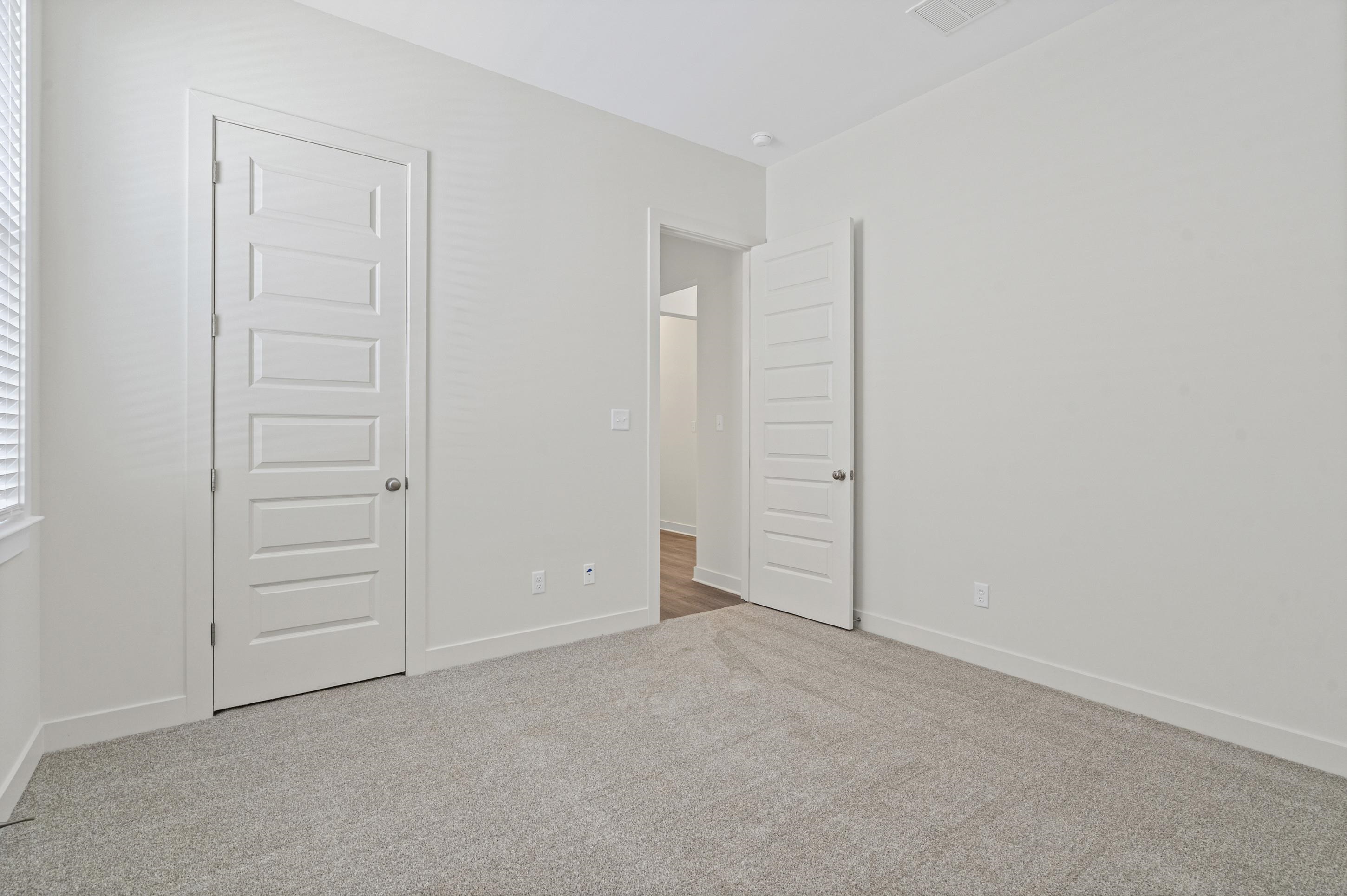 5702 Gerber Rd Property Photo 16