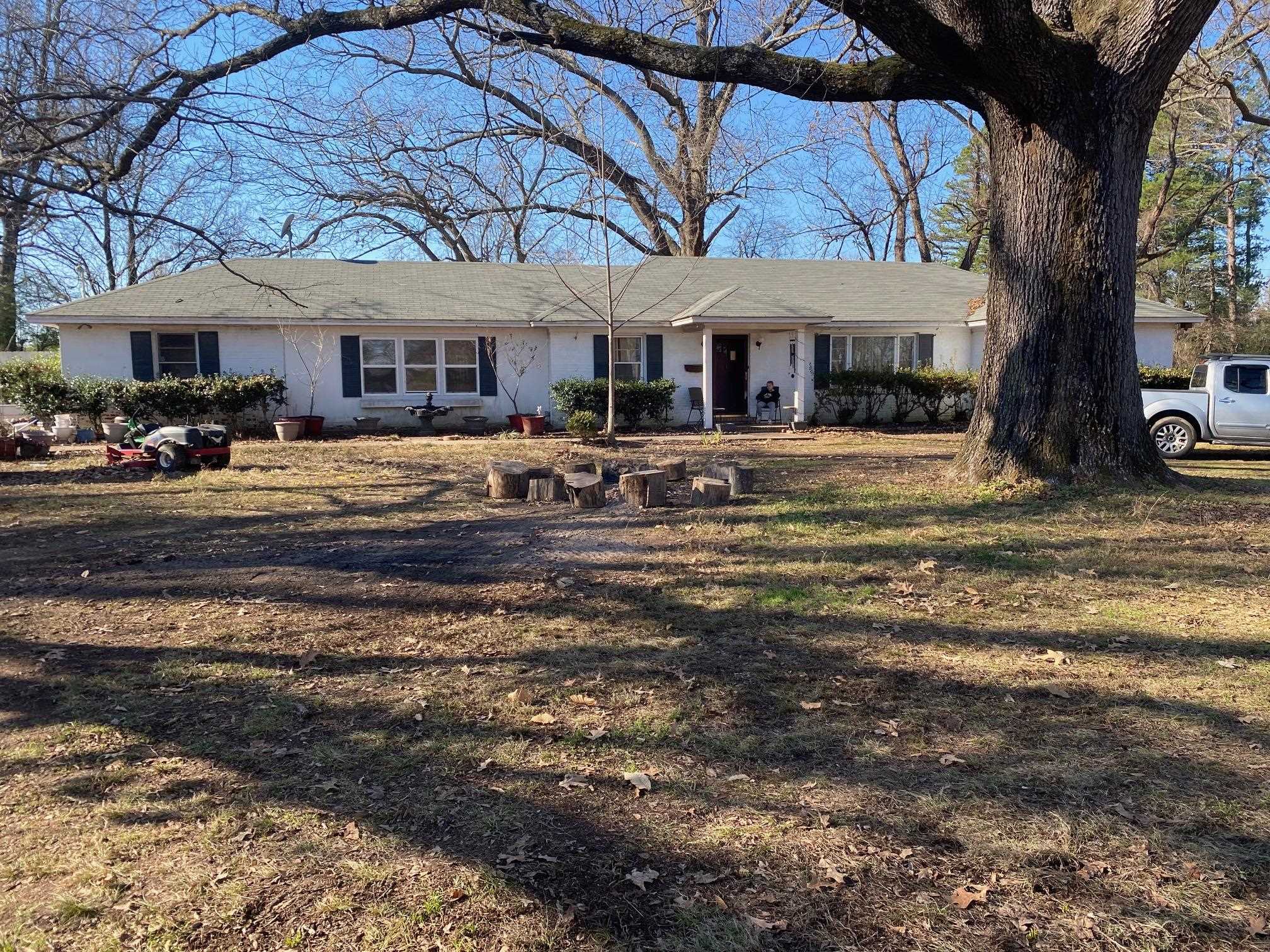 8415 Rosemark Rd N Property Photo 2