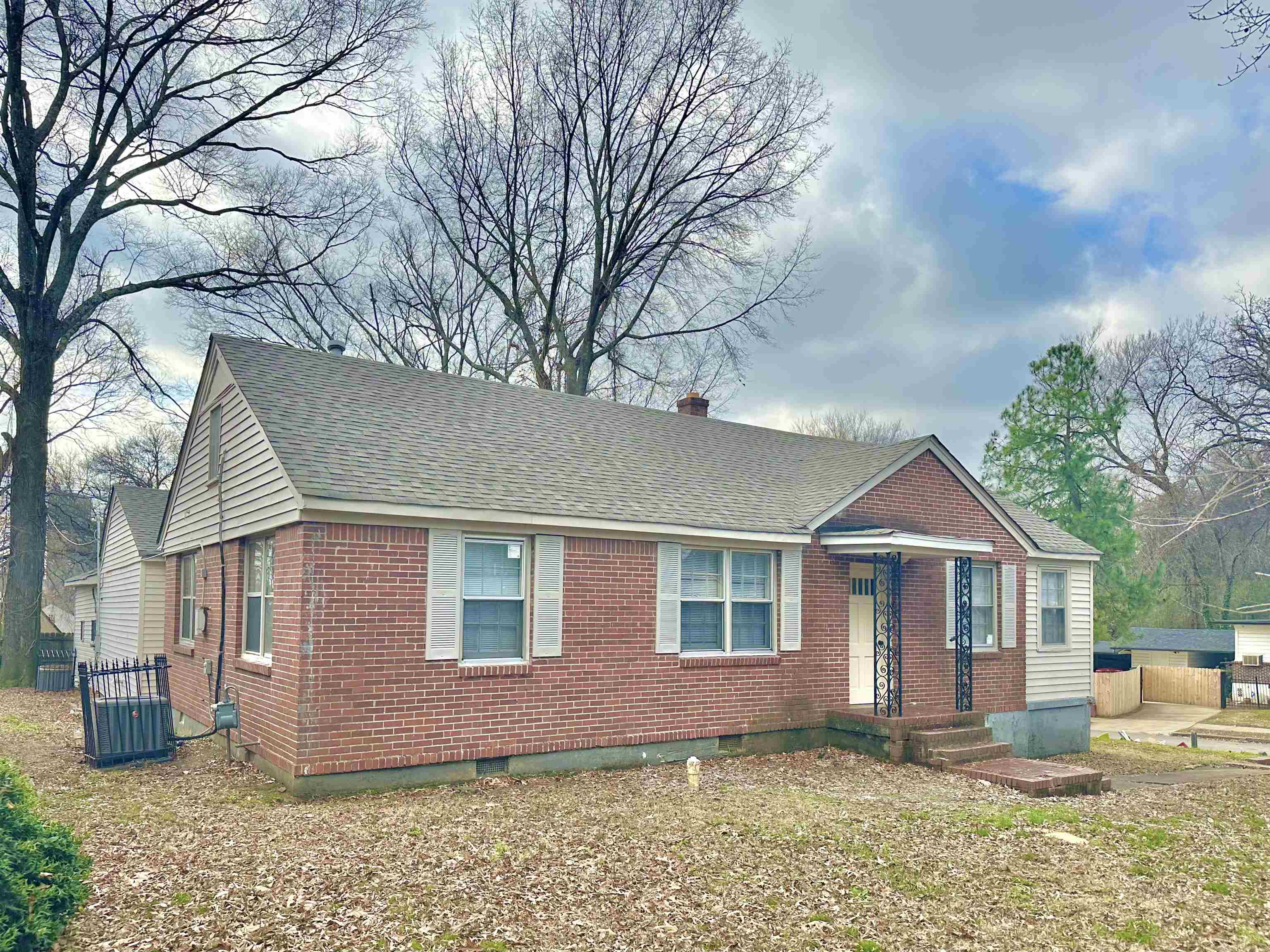 2195 Carnes Ave Property Photo 1