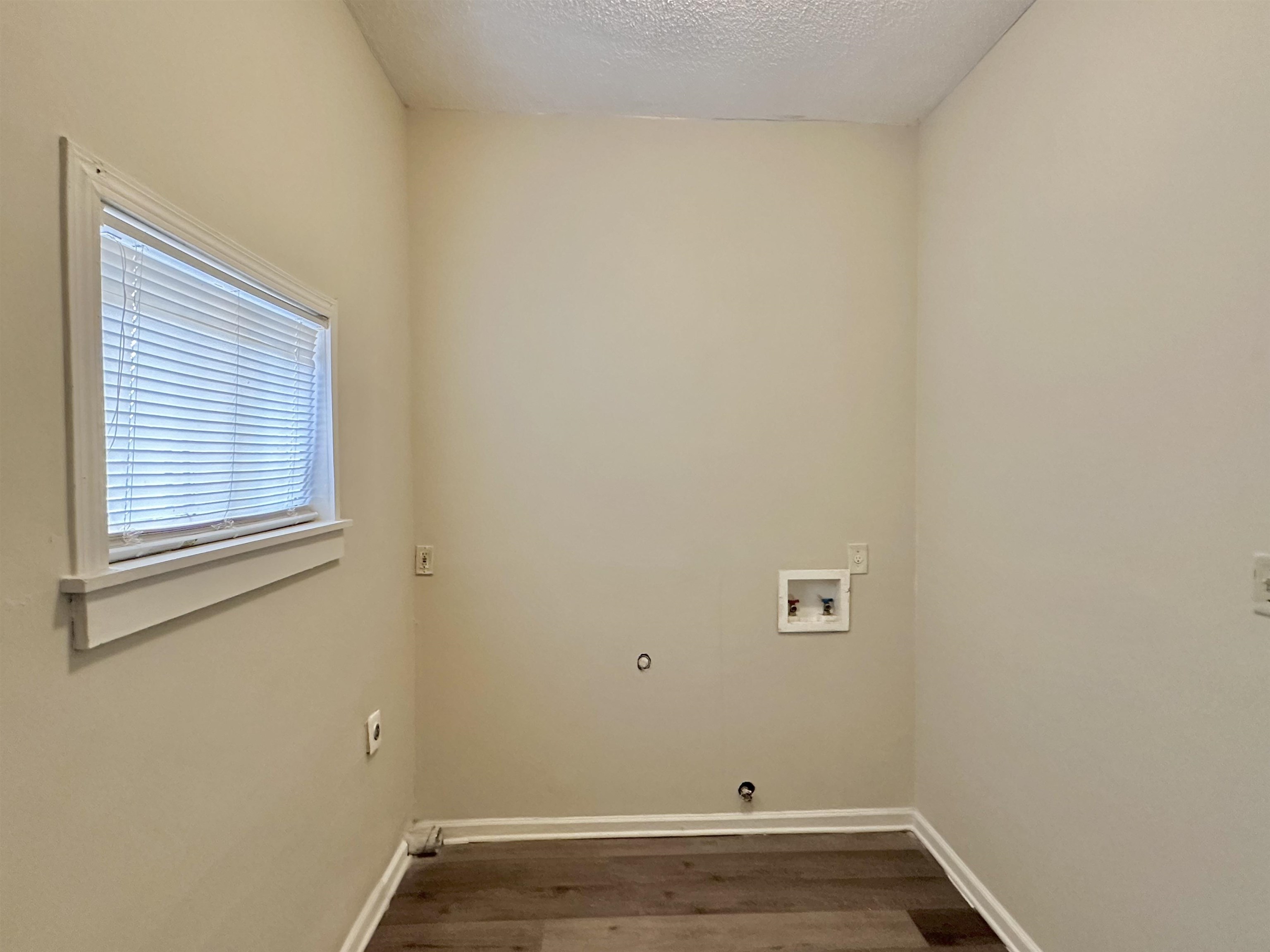 2195 Carnes Ave Property Photo 22