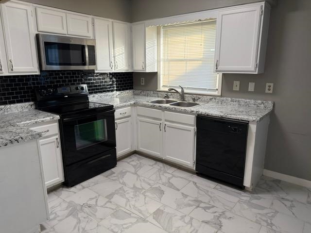 6989 Amberly Way Dr Property Photo 5