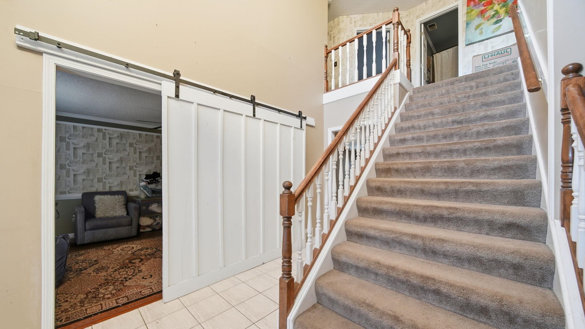 8882 Chimneyrock Blvd Property Photo 7