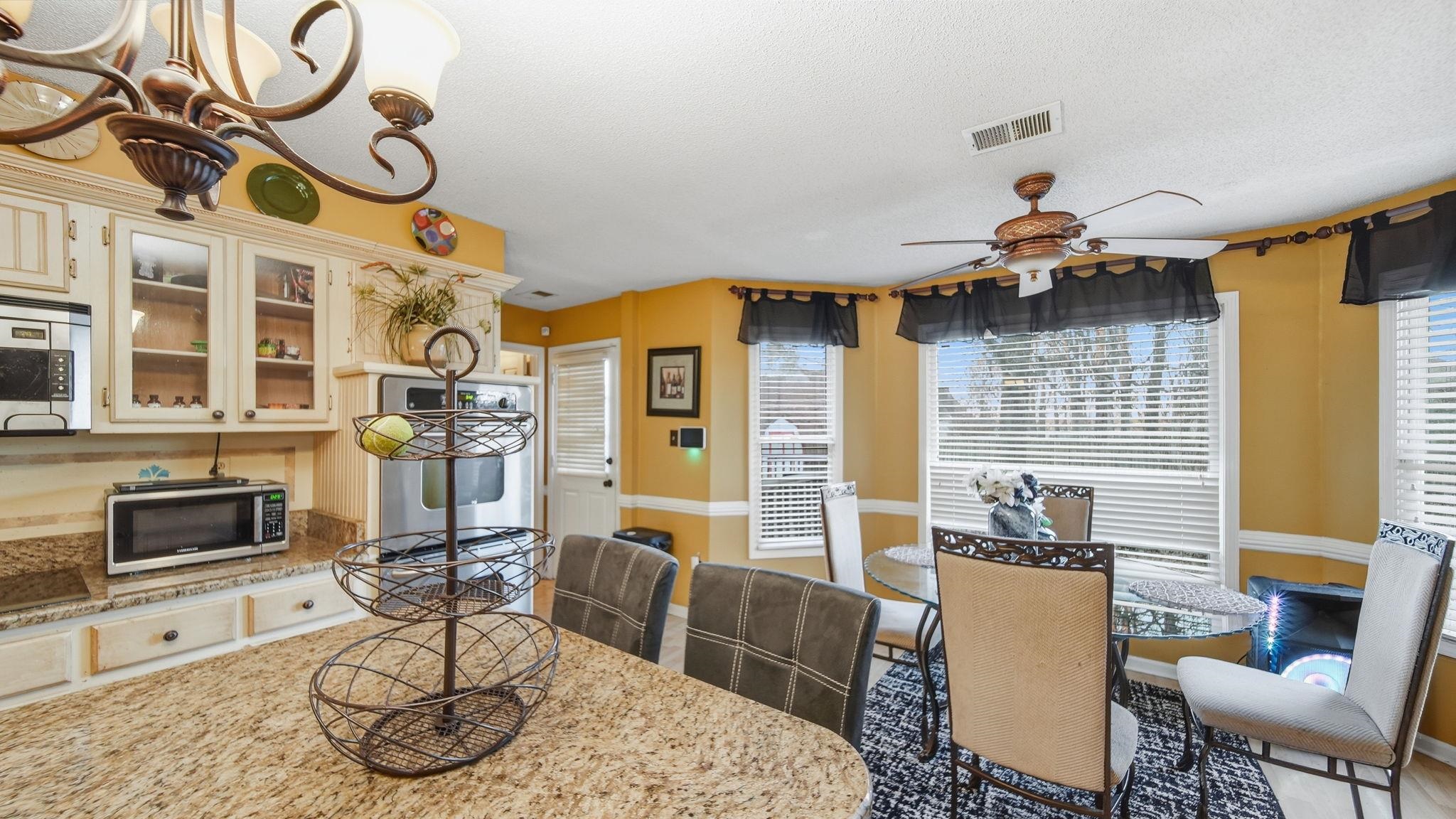 8882 Chimneyrock Blvd Property Photo 14