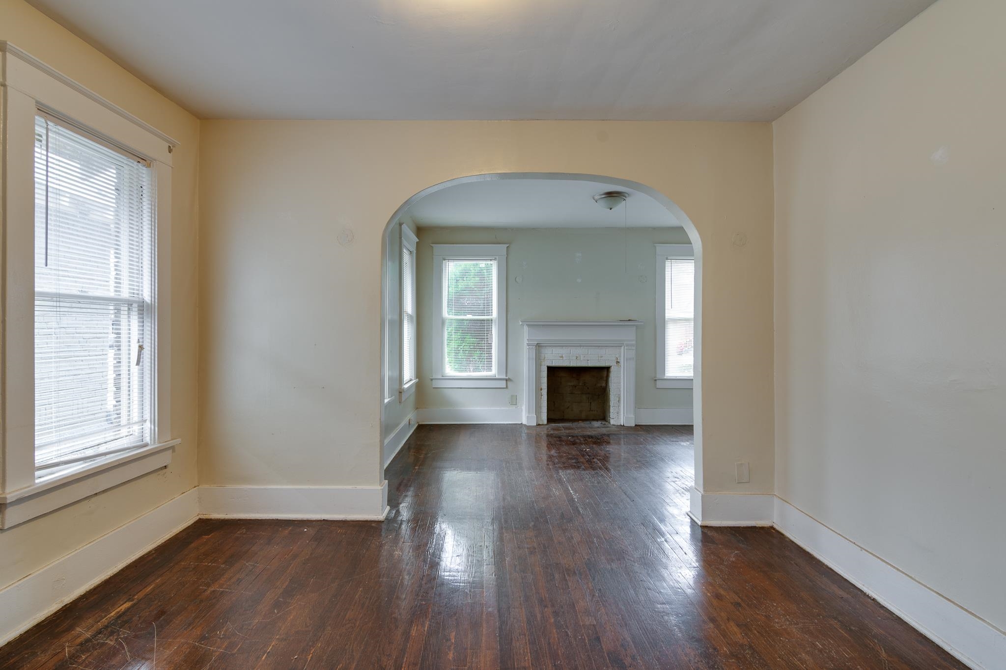 929 N Mcneil St Property Photo 9