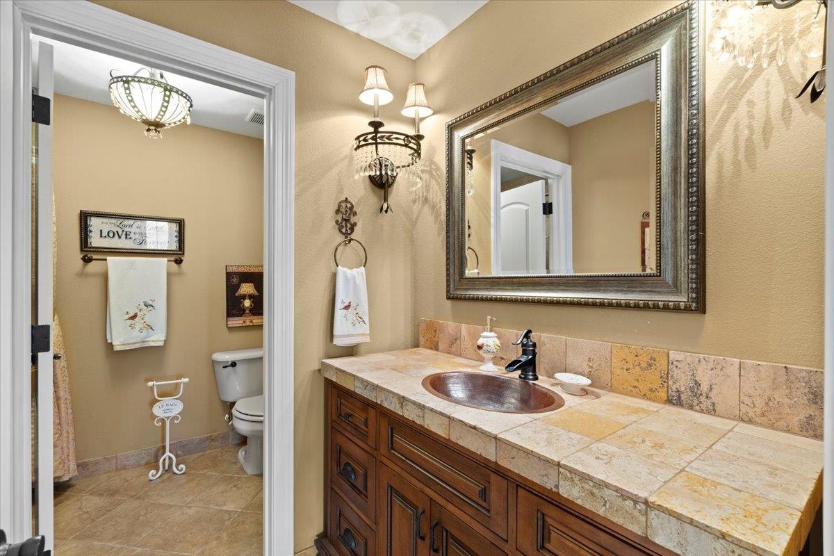 527 Fairway Dr Property Photo 34