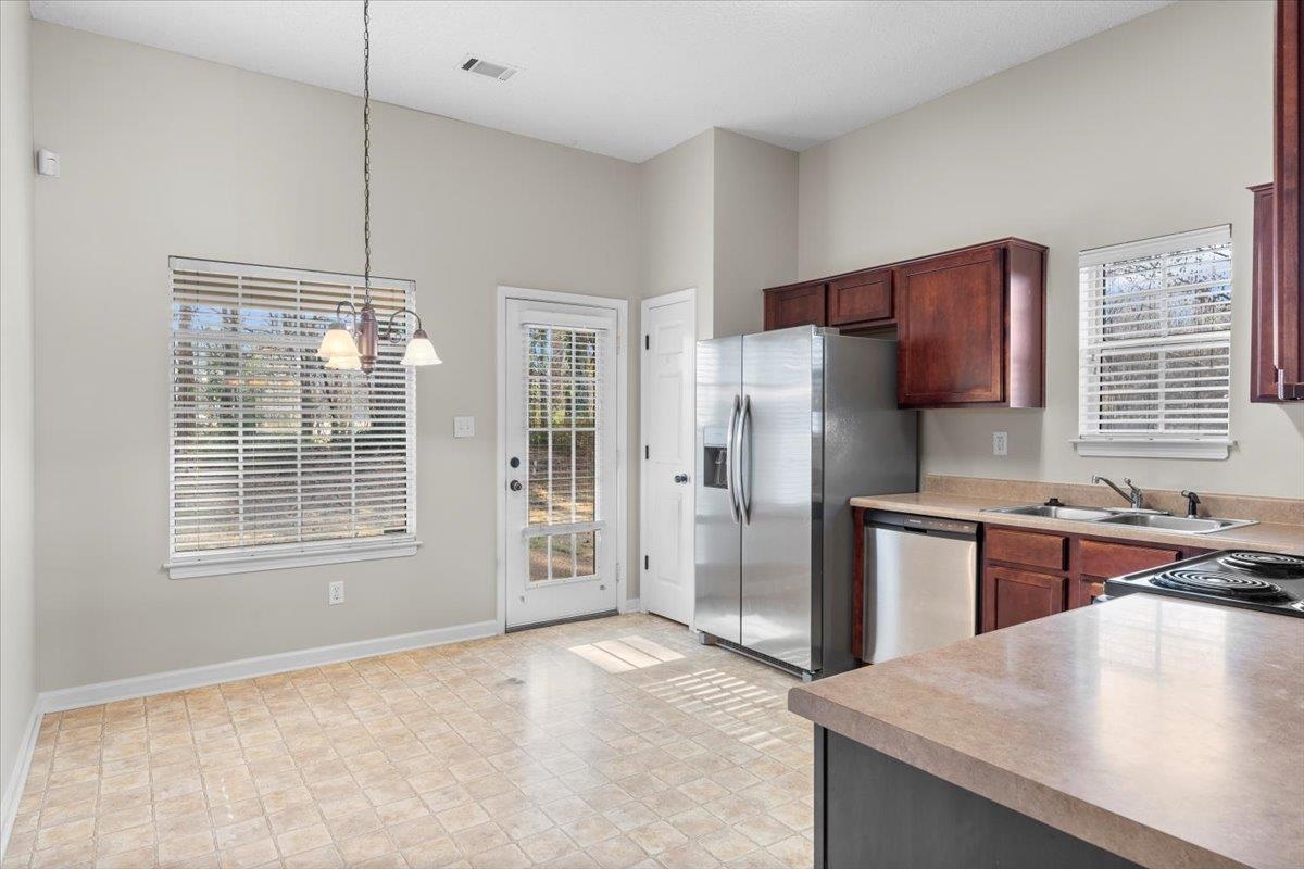7149 Chena Bay Ln Property Photo 4