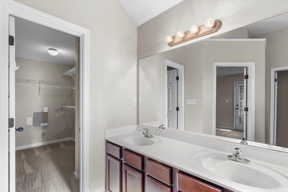 7149 Chena Bay Ln Property Photo 10