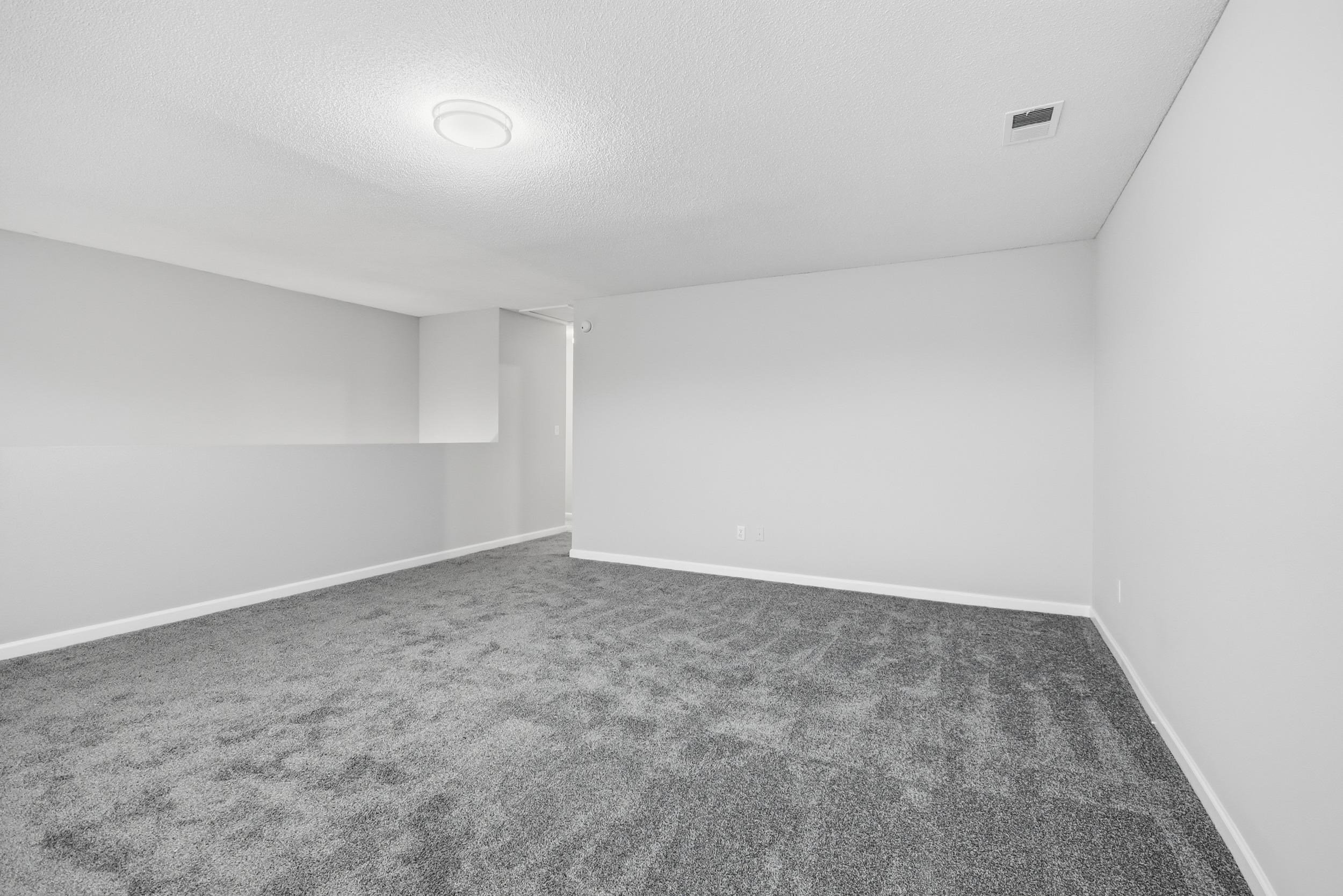 7743 Freehold Dr Property Photo 17