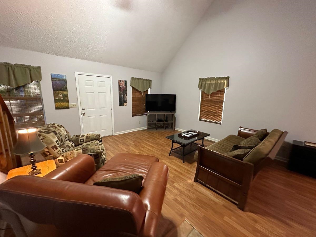 185 Wayson Rd Property Photo 3
