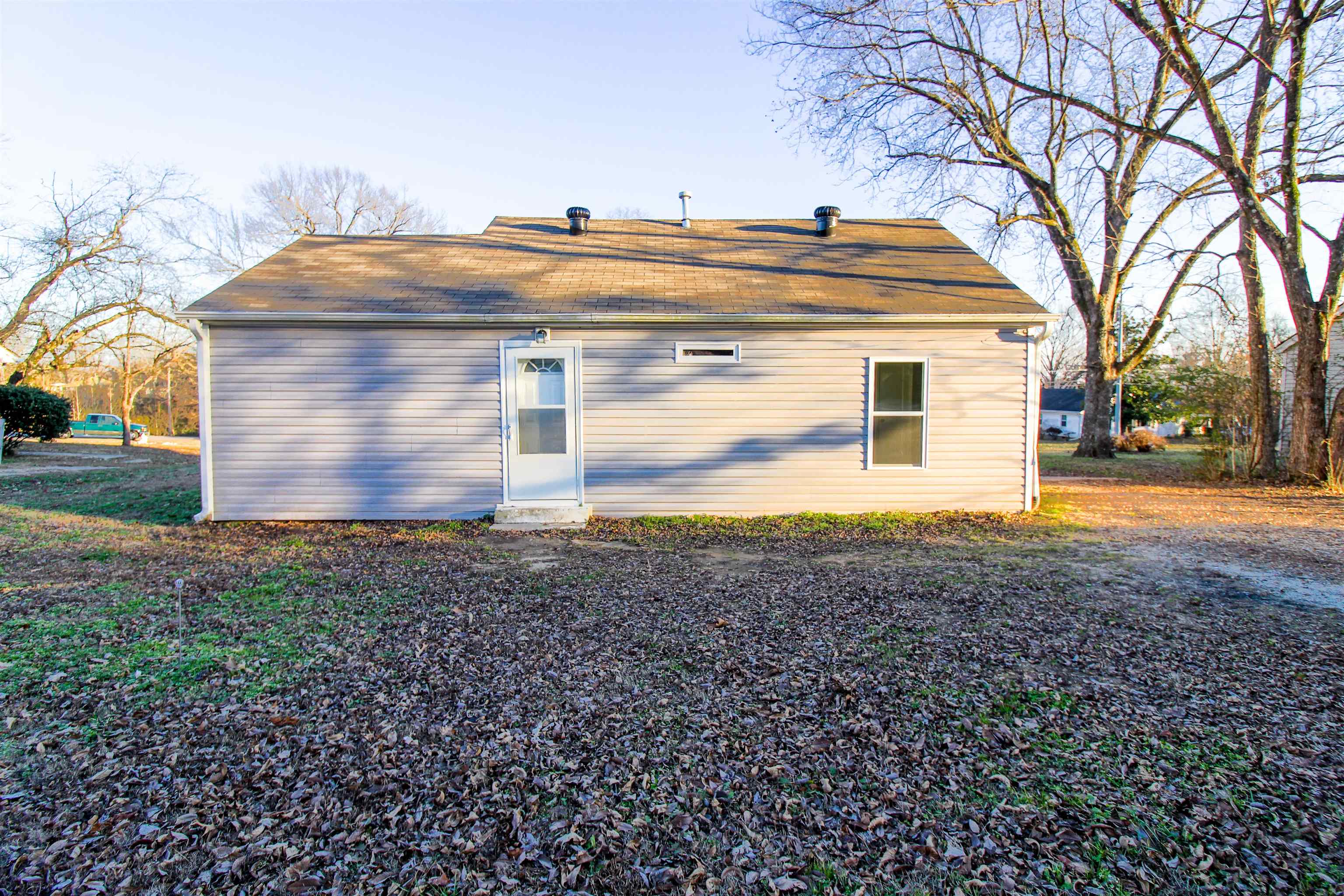 284 Highland St Property Photo 21