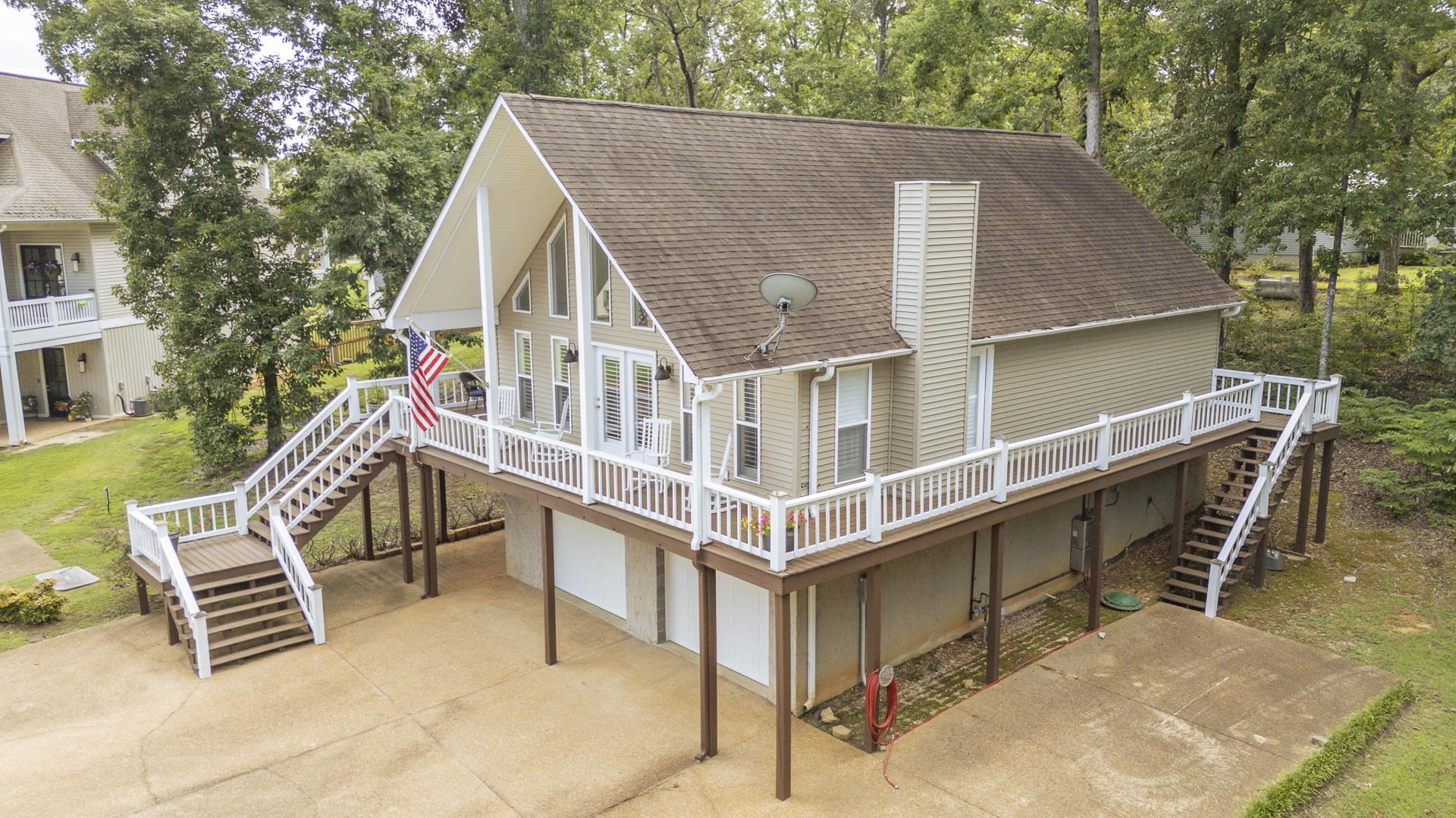 11 Elks Landing Dr Property Photo 2