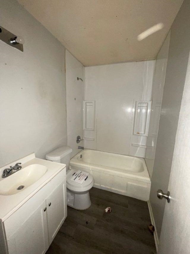2365 Dexter Ave Property Photo 4